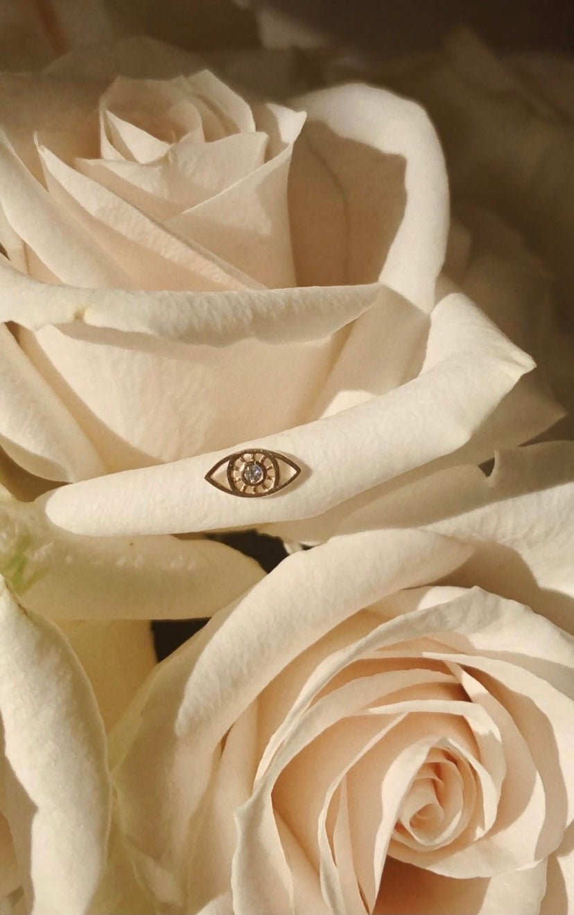 An Actually Cool, Non-Cheesy Gift Guide for Valentine’s Day 2021