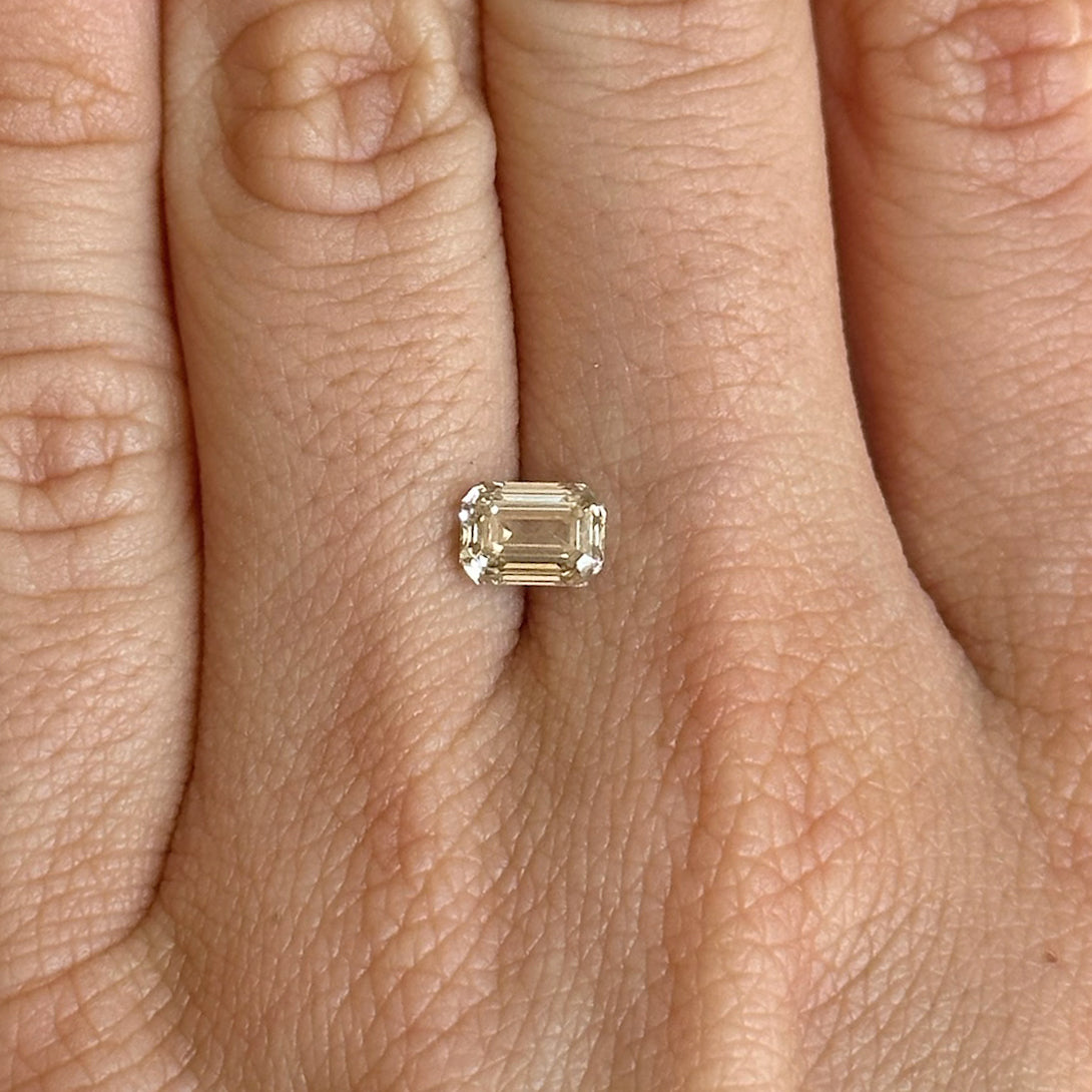 BESPOKE 1.04CT LIGHT BROWN EMERALD CUT DIAMOND