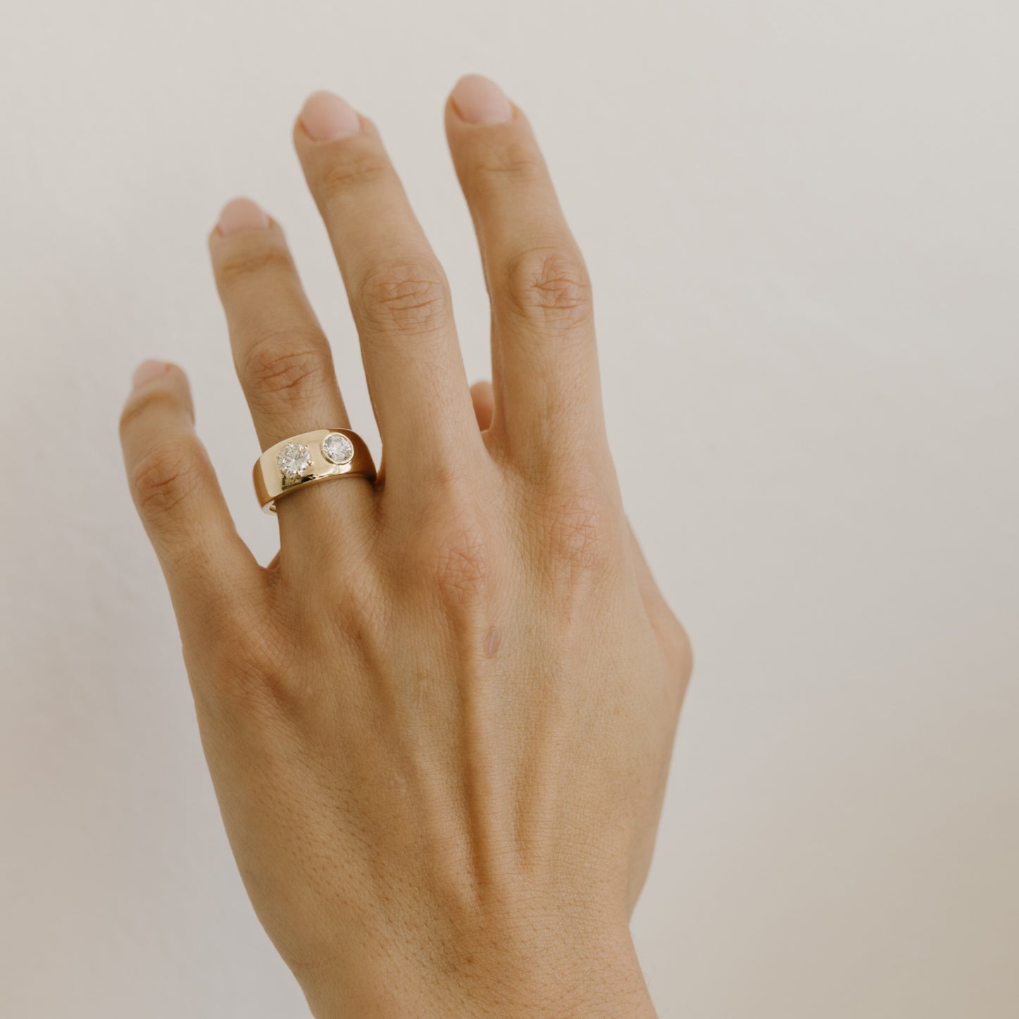 1.07tcw Round Diamond Barrett Ring