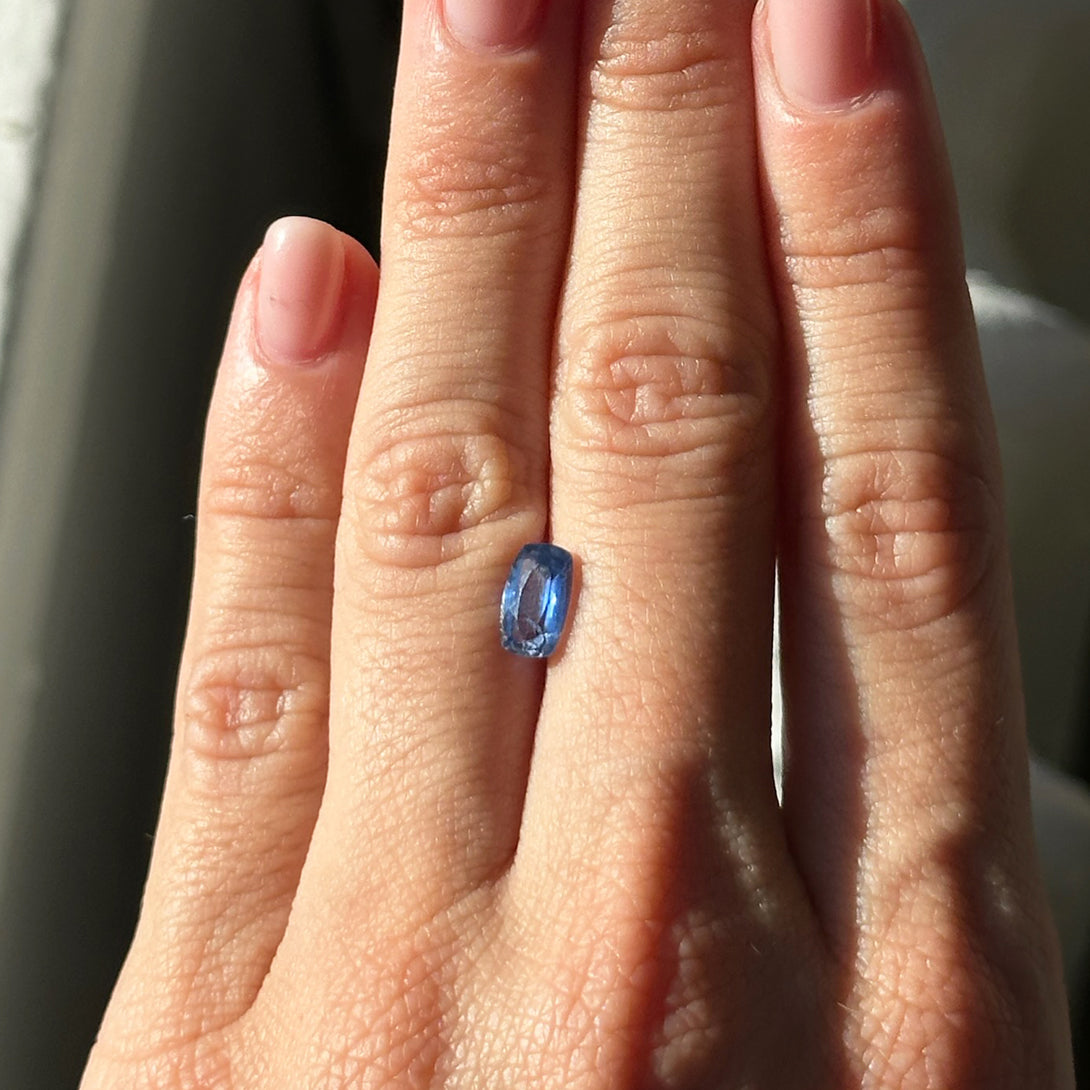 BESPOKE 1.11CT SRI LANKAN SAPPHIRE