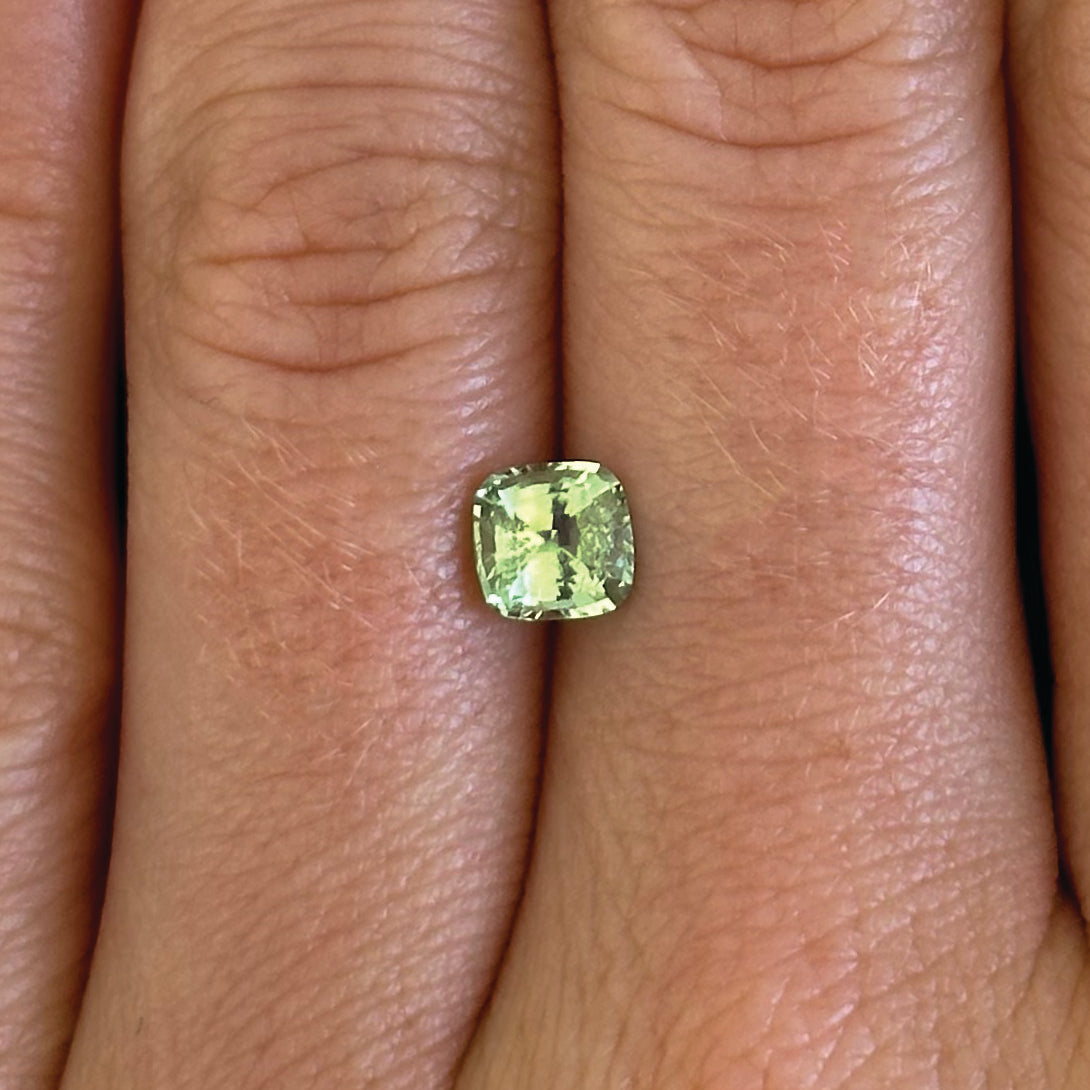 BESPOKE 1.18CT MINT TSAVORITE GARNET