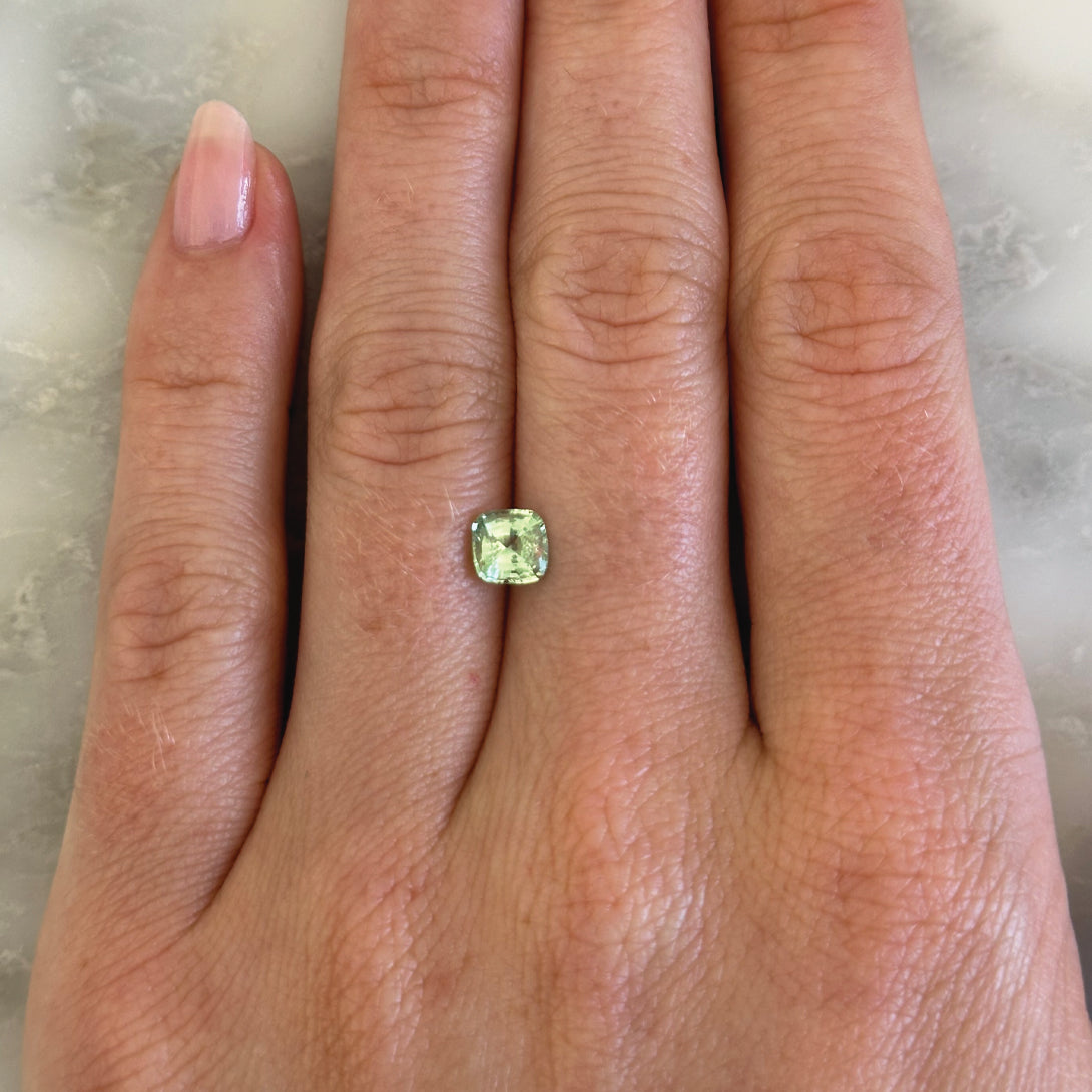 BESPOKE 1.18CT MINT TSAVORITE GARNET
