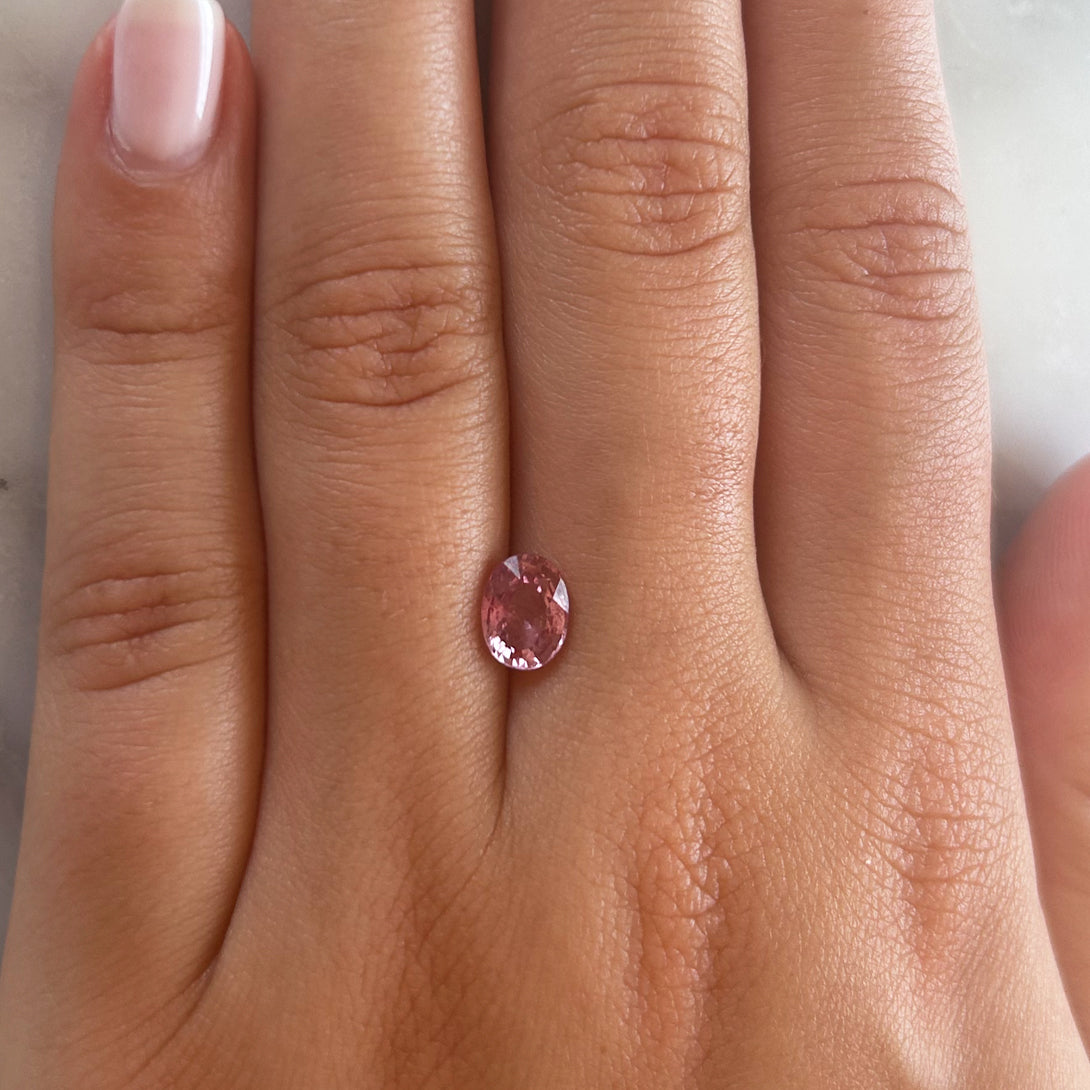 BESPOKE 1.48CT PINK SAPPHIRE RING
