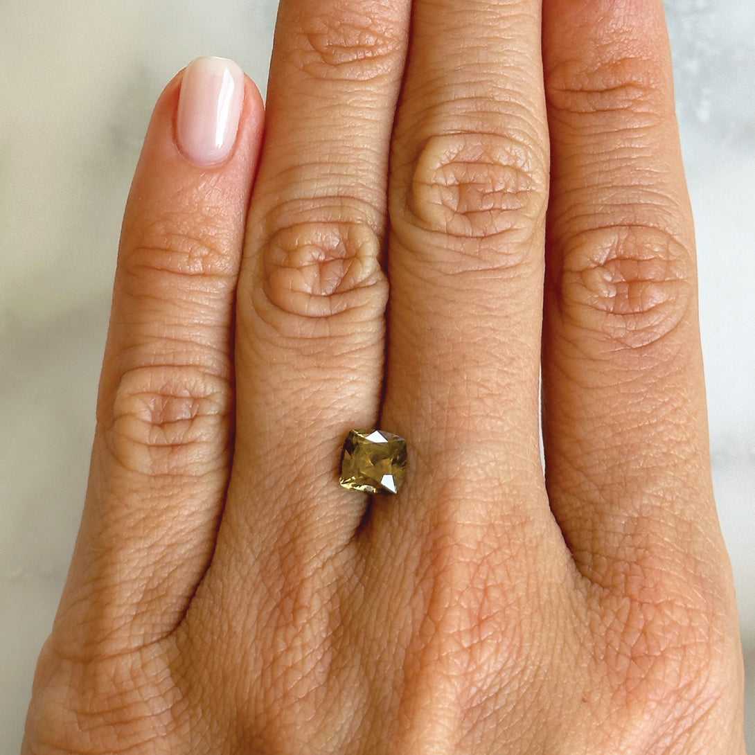 BESPOKE 1.54CT CUSHION CUT SPHENE