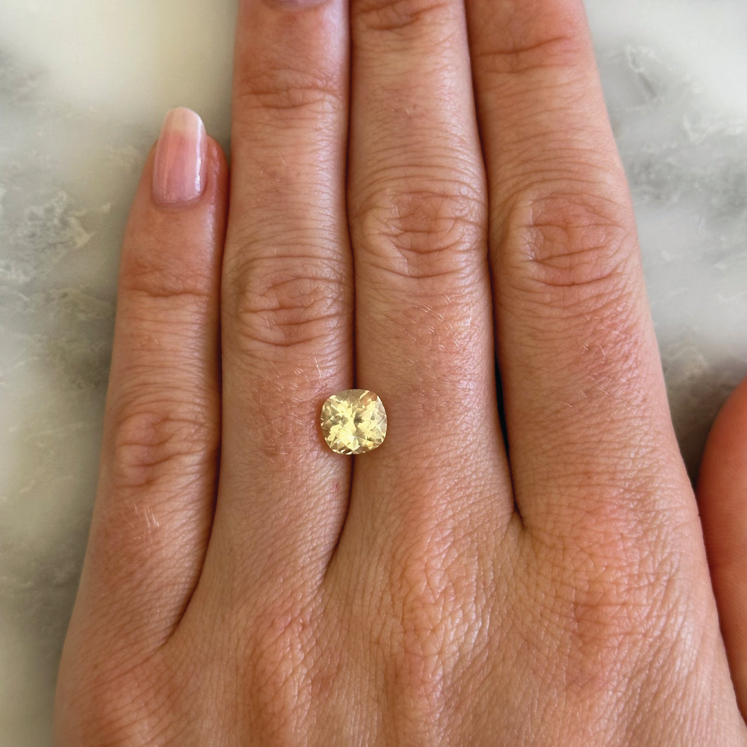 BESPOKE 2.64CT YELLOW SAPPHIRE