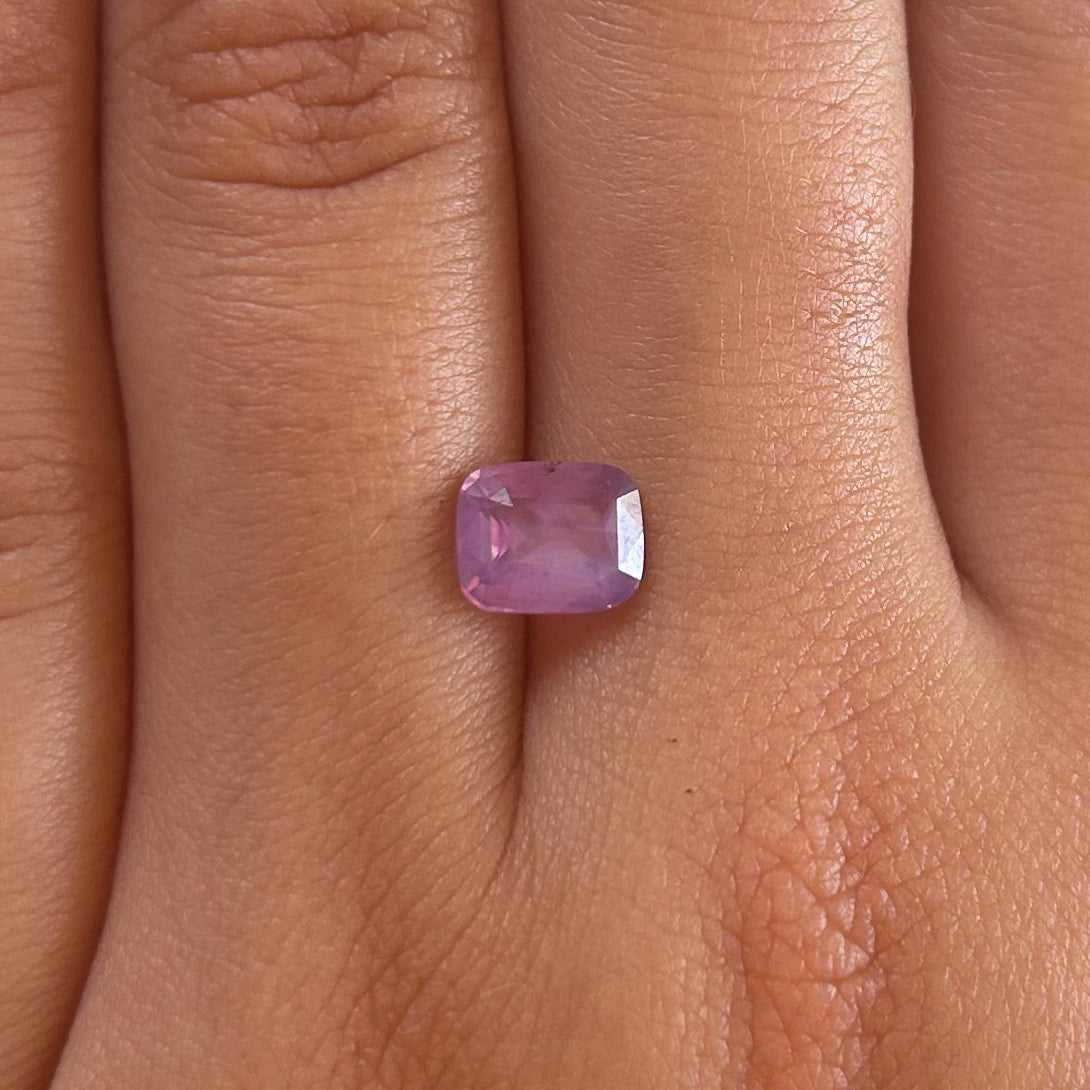 BESPOKE 1.67CT PURPLE PINK SAPPHIRE RING