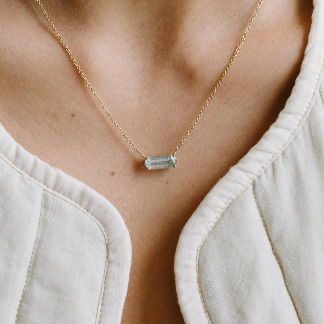 1.98ct Mint Beryl Prong Necklace