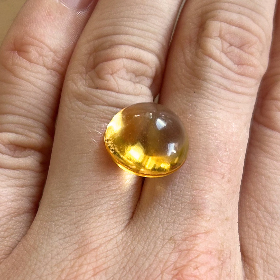 BESPOKE 10.53CT ROUND CABOCHON CITRINE
