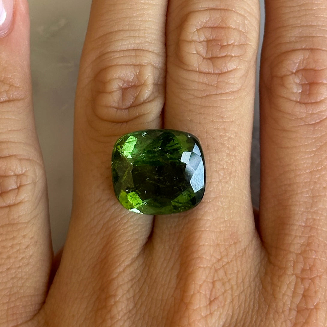 BESPOKE 16.85CT DARK GREEN TOURMALINE