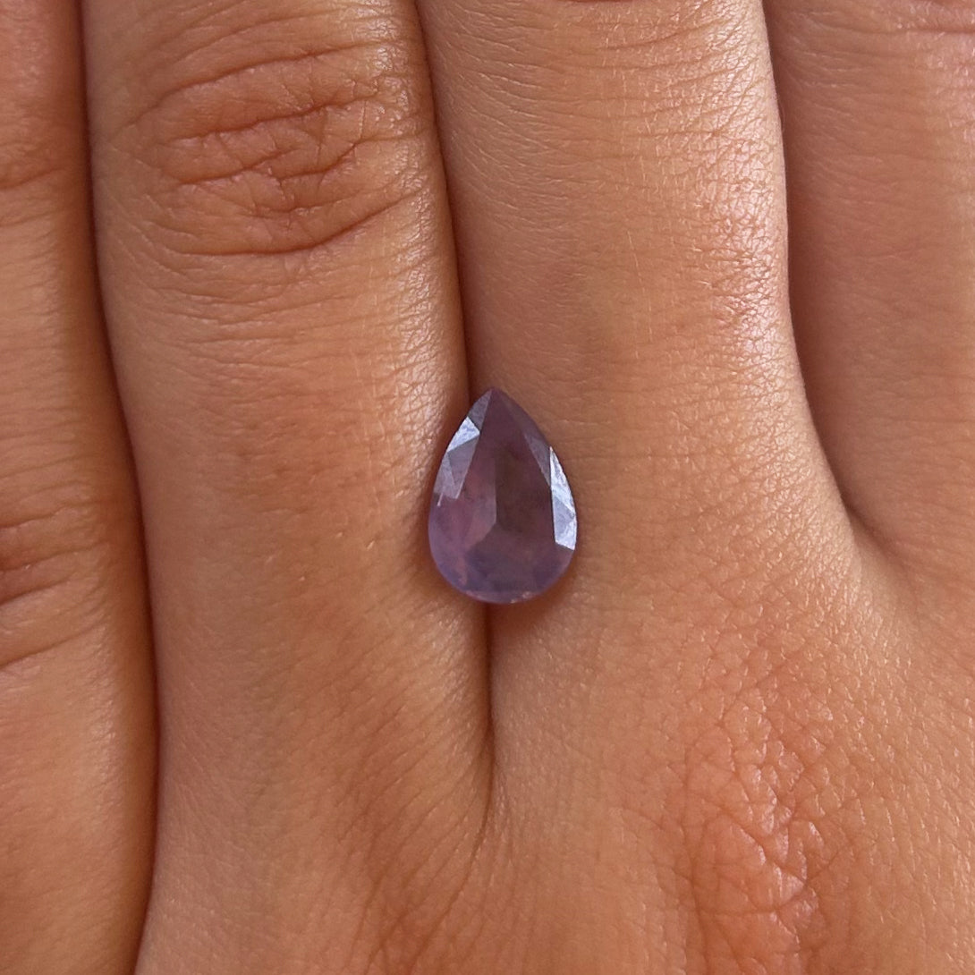 BESPOKE 2.06CT VIOLET SAPPHIRE RING