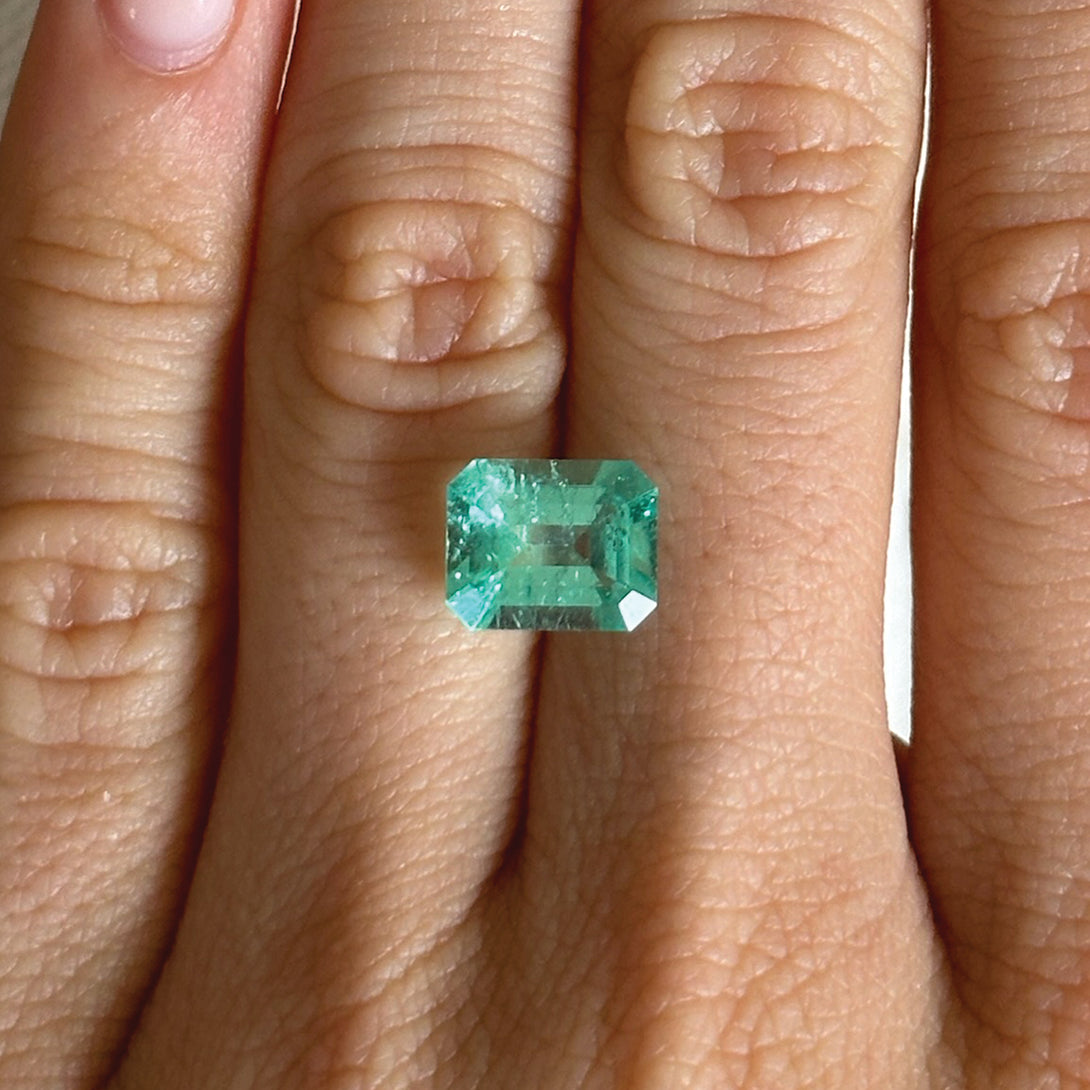 BESPOKE 2.41CT MUZO EMERALD