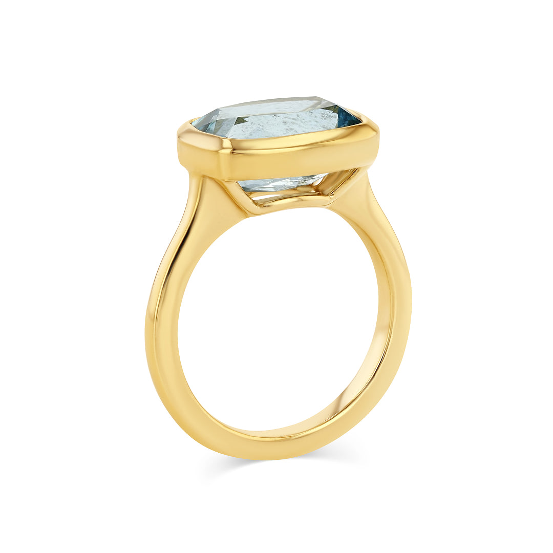 2.84ct Aquamarine Bezel Ring