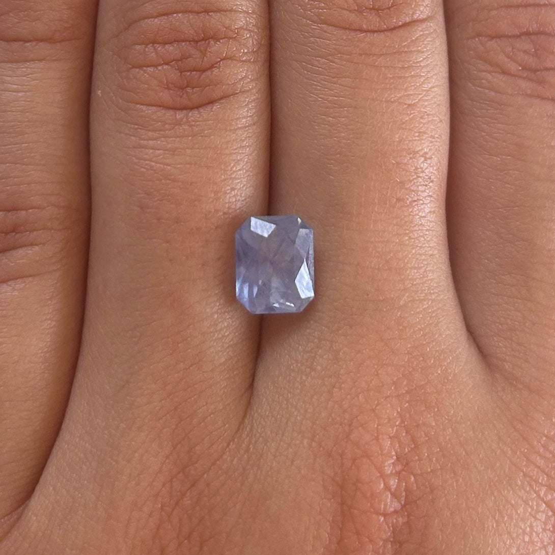 BESPOKE 3.32CT PERIWINKLE SAPPHIRE RING
