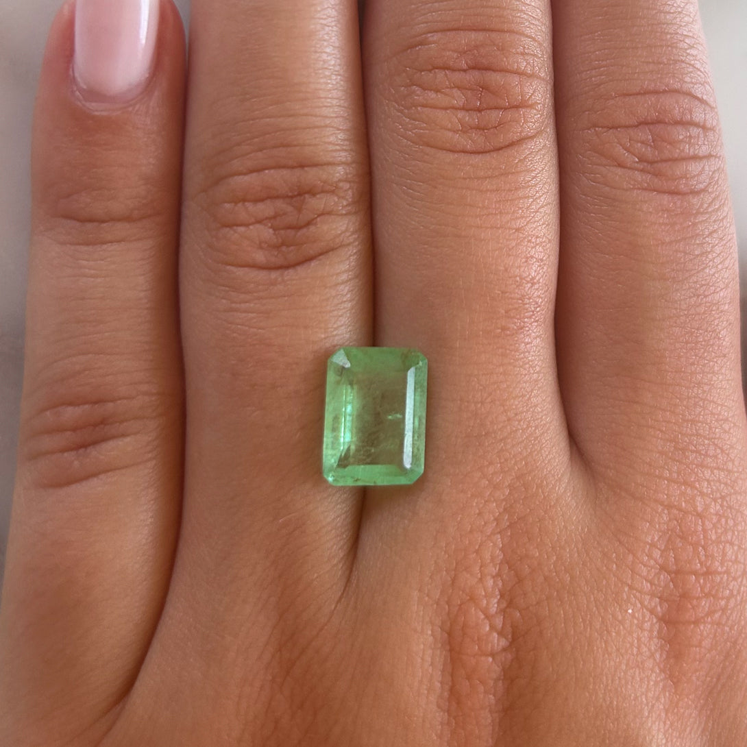 BESPOKE 3.60CT EMERALD RING