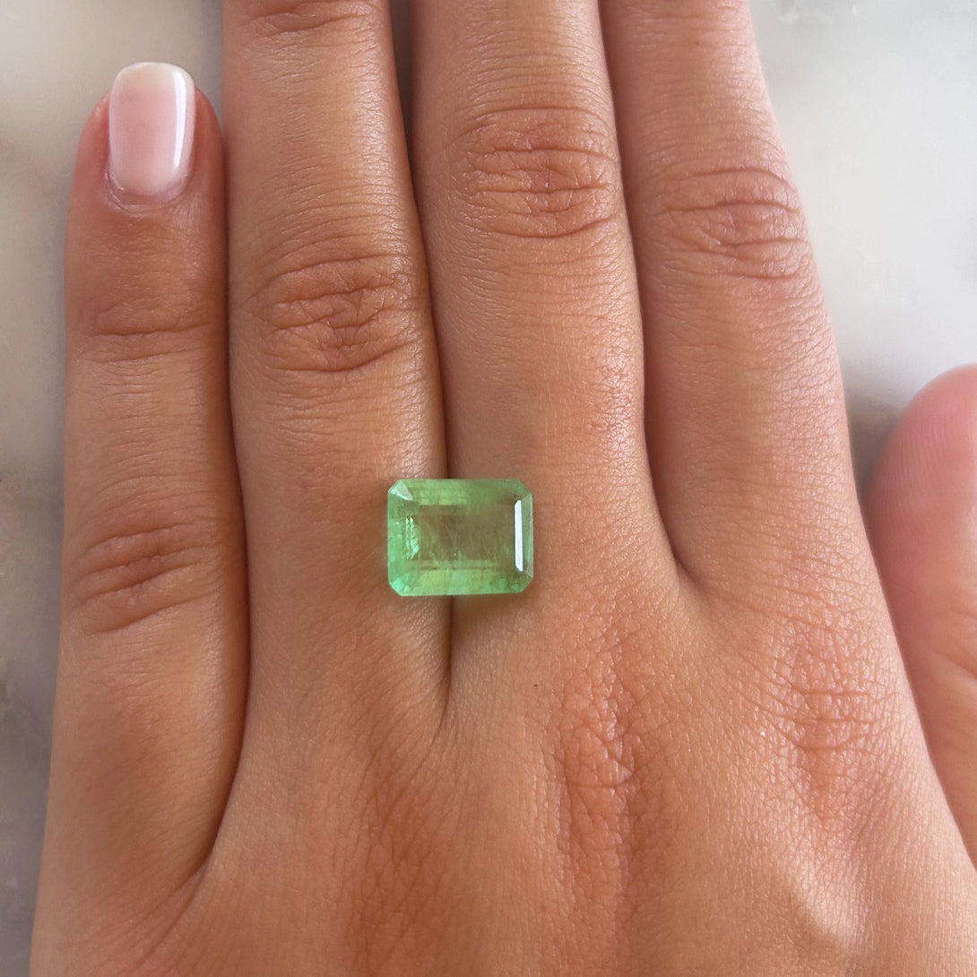 BESPOKE 3.60CT EMERALD RING