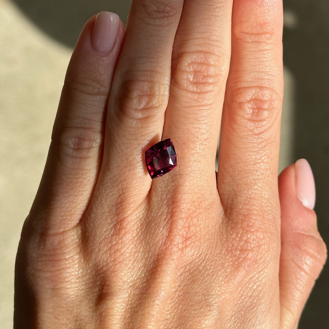 BESPOKE 4.35CT ANZA RHODOLITE GARNET