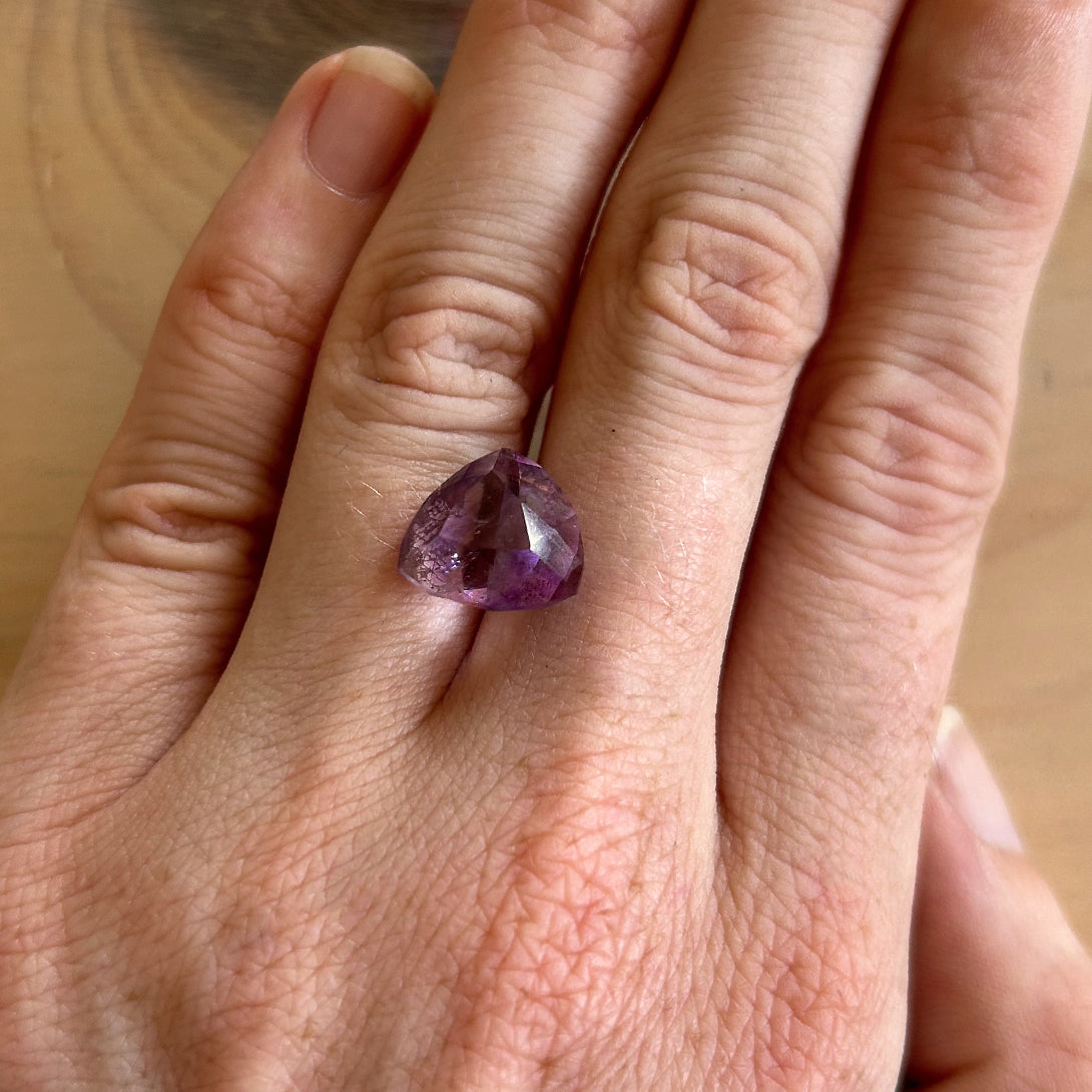 BESPOKE 6.64CT RUTILE AMETHYST