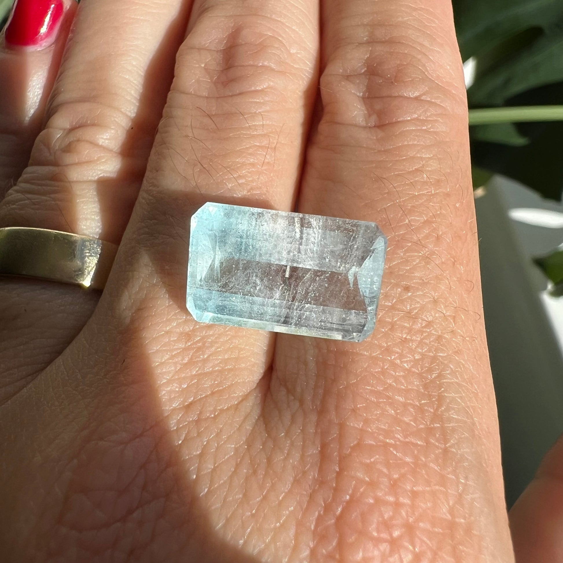 BESPOKE 12.14CT BICOLOR BLUE TOPAZ