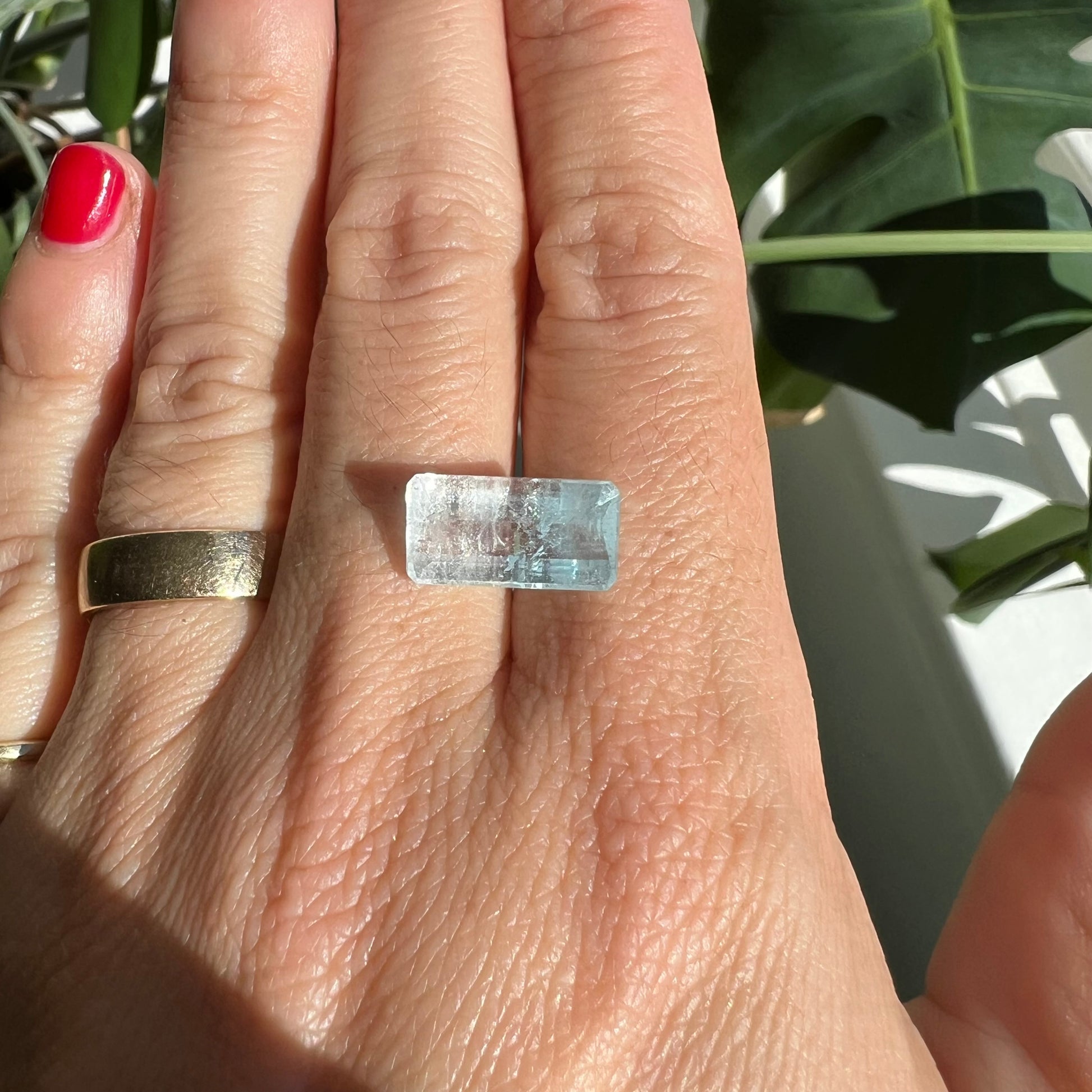 BESPOKE 6.30CT BICOLOR BLUE TOPAZ