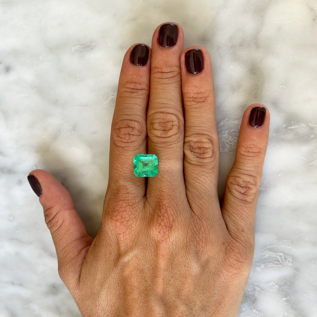 BESPOKE 5.09CT MUZO EMERALD