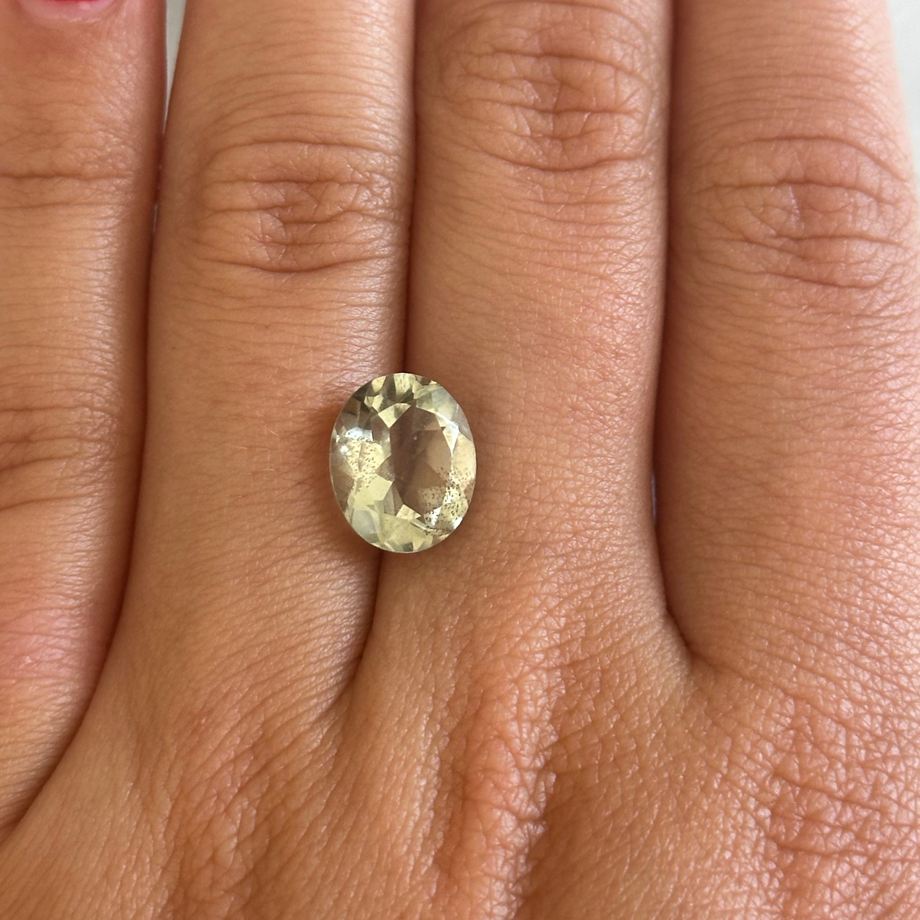 BESPOKE 3.29CT MINT AMETHYST