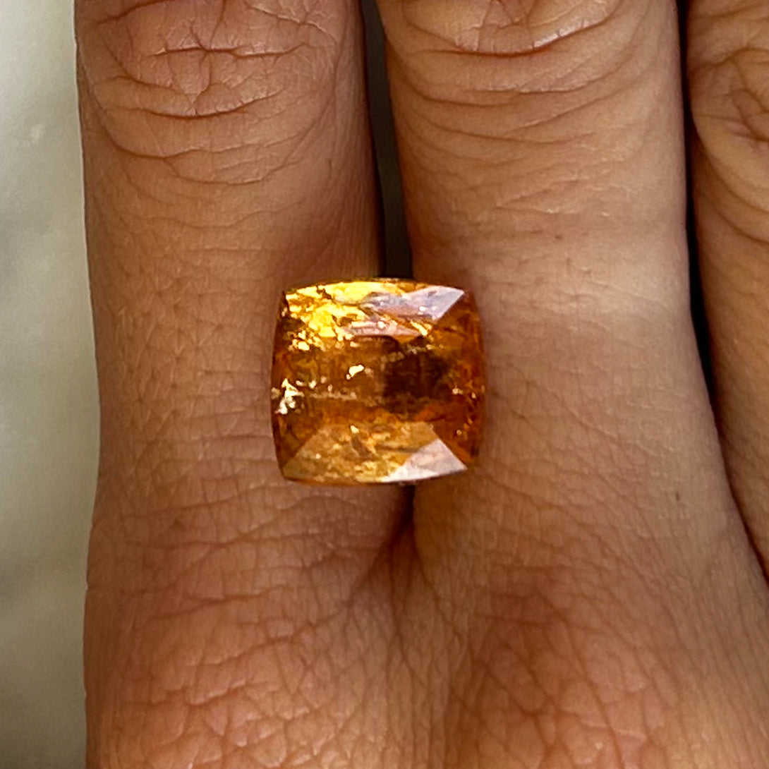 BESPOKE 9.72CT IMPERIAL TOPAZ