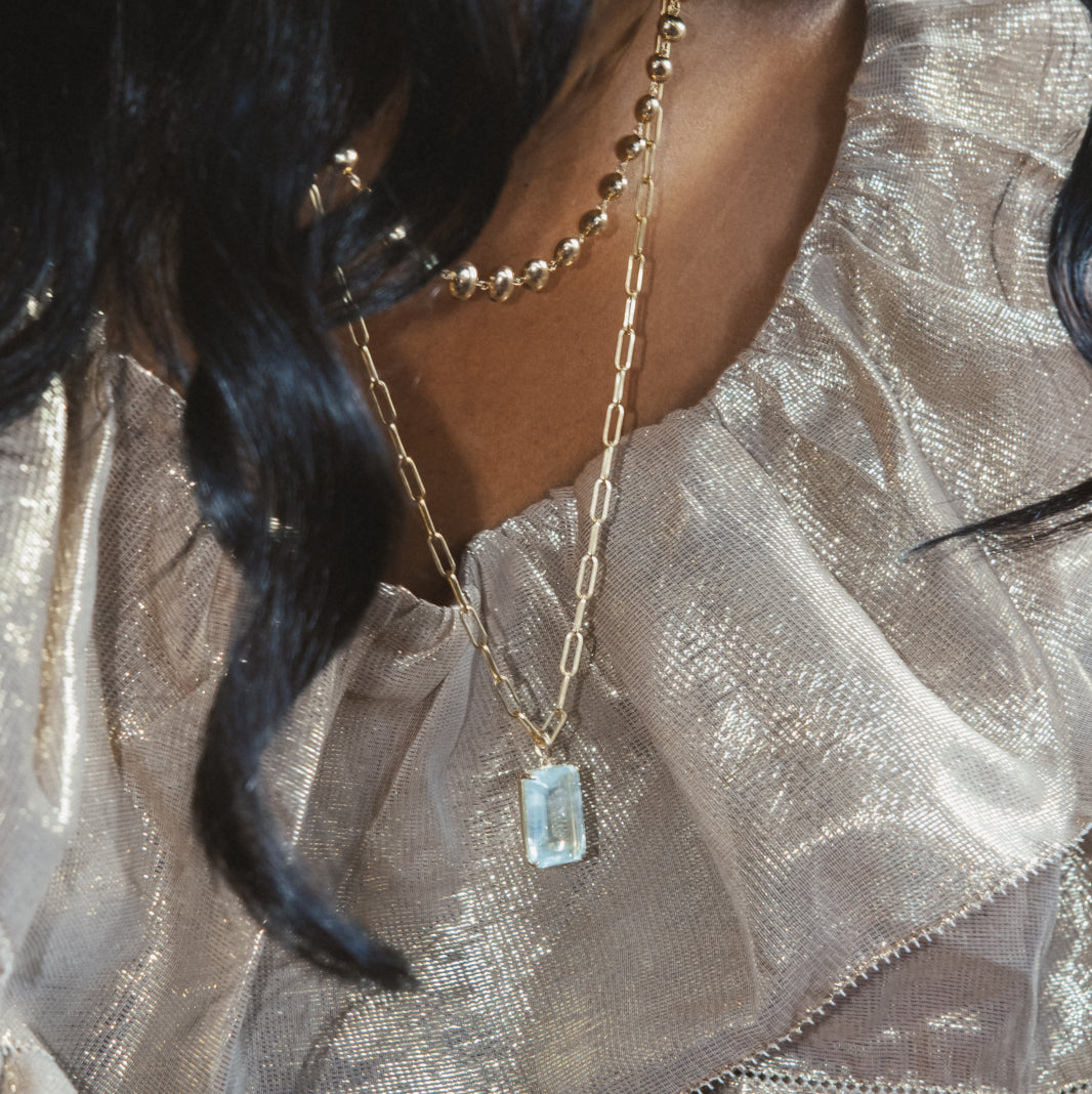 LARGE AQUAMARINE PRONG SET CHARM