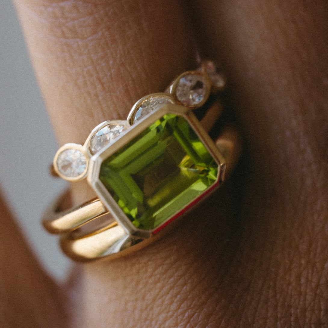 PERIDOT JULIA BIRTHSTONE RING