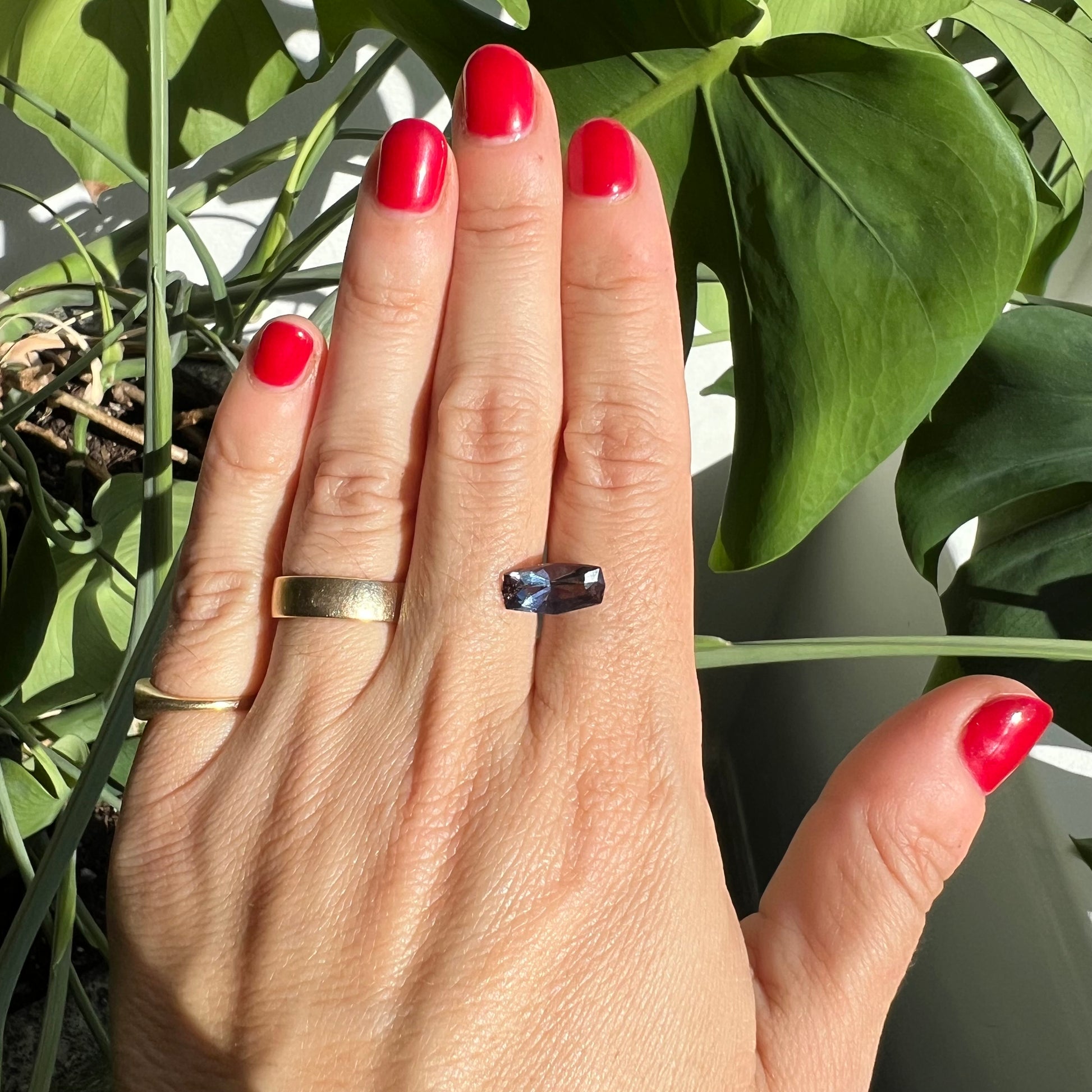 BESPOKE 2.51CT TANZANITE