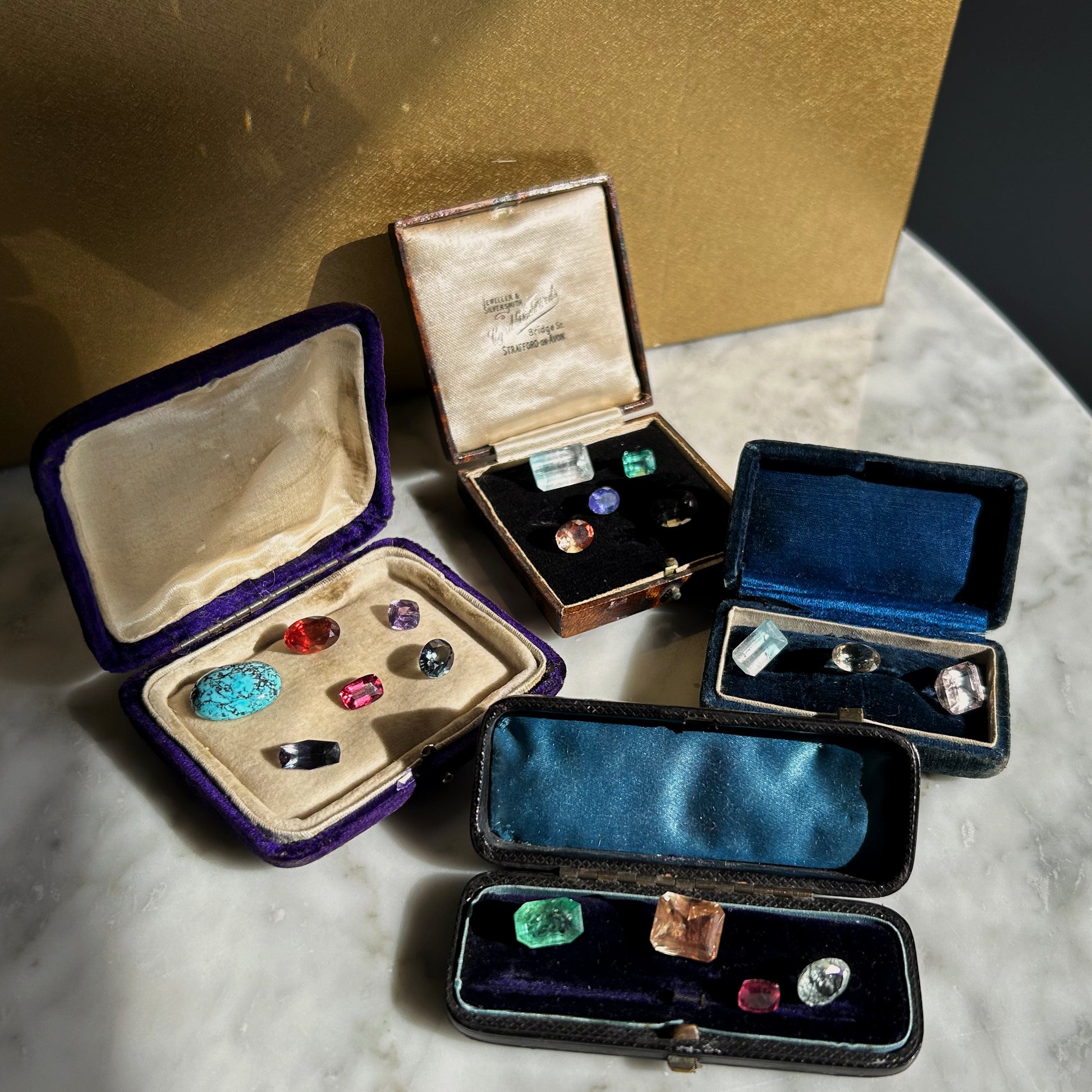 BESPOKE 6.30CT BICOLOR BLUE TOPAZ