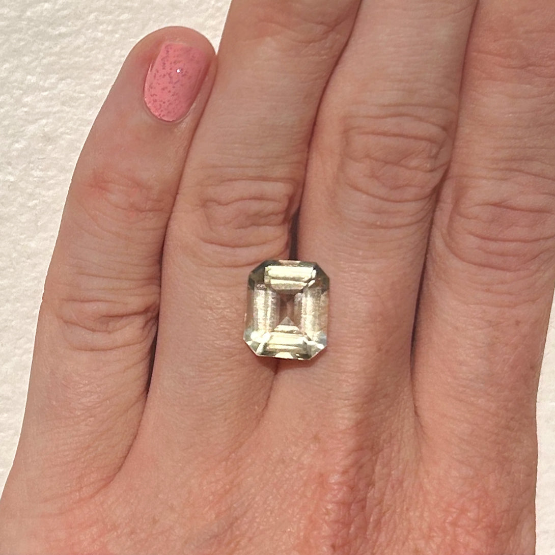 BESPOKE 5.44CT CITRINE RING