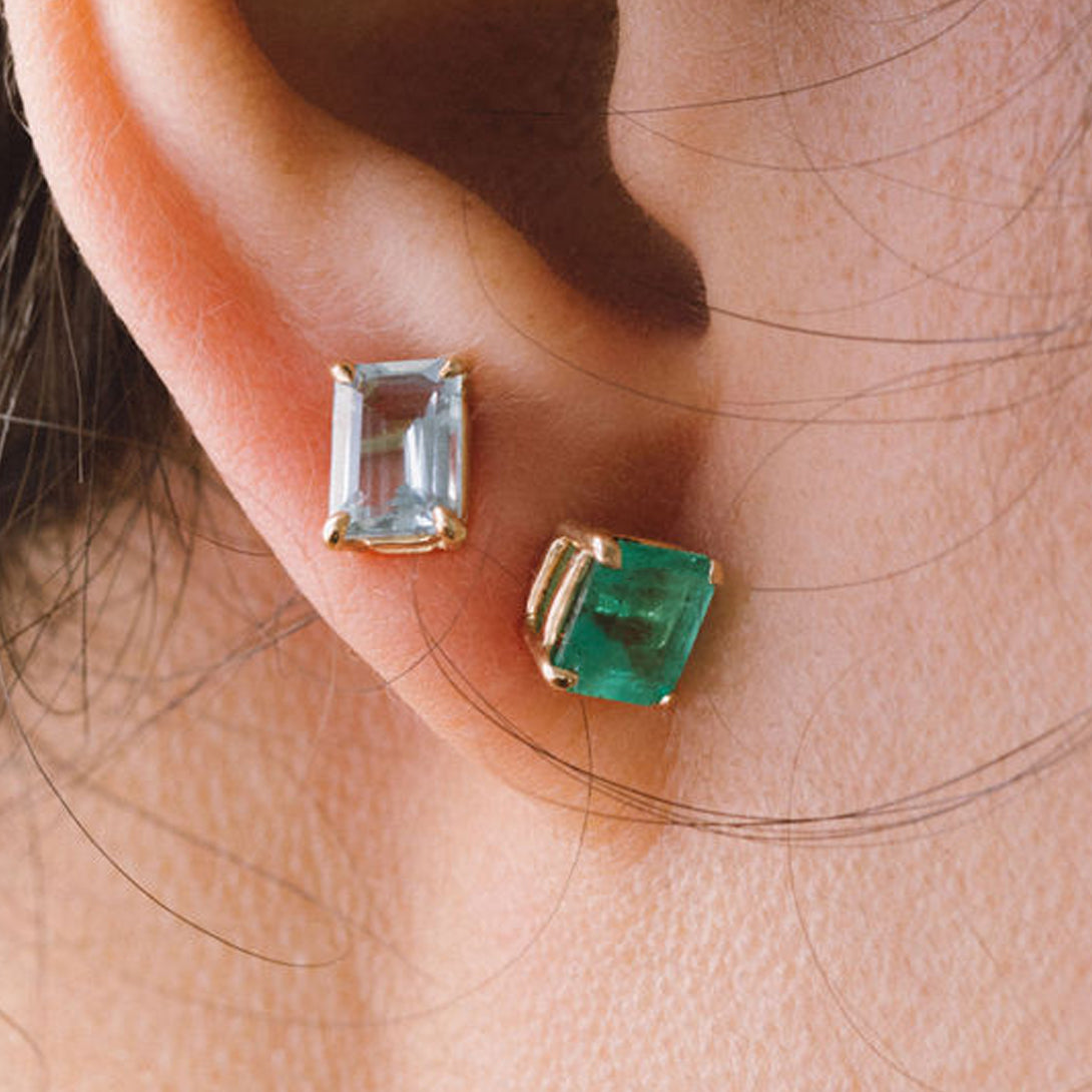 MUZO EMERALD PRONG SET EARRINGS