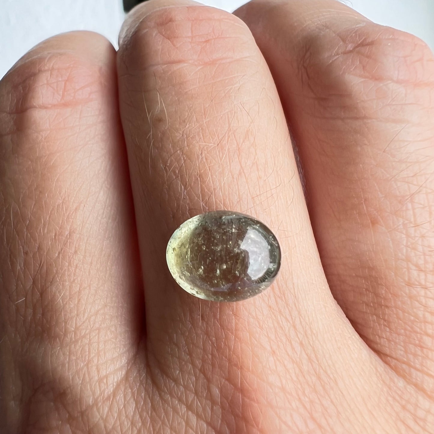 BESPOKE 5.06CT GREEN SAPPHIRE RING