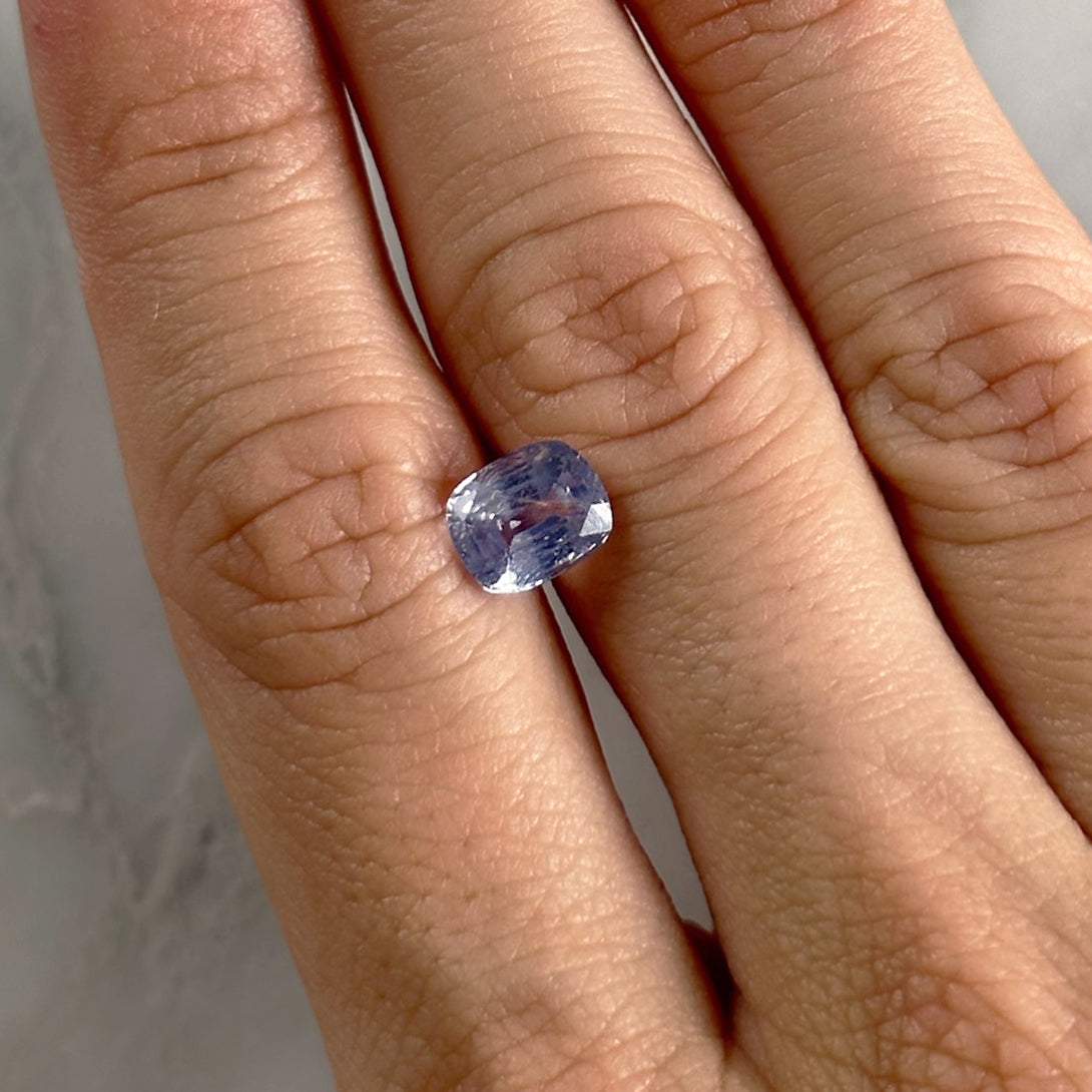 BESPOKE 2.46CT VIOLET-BLUE SAPPHIRE RING