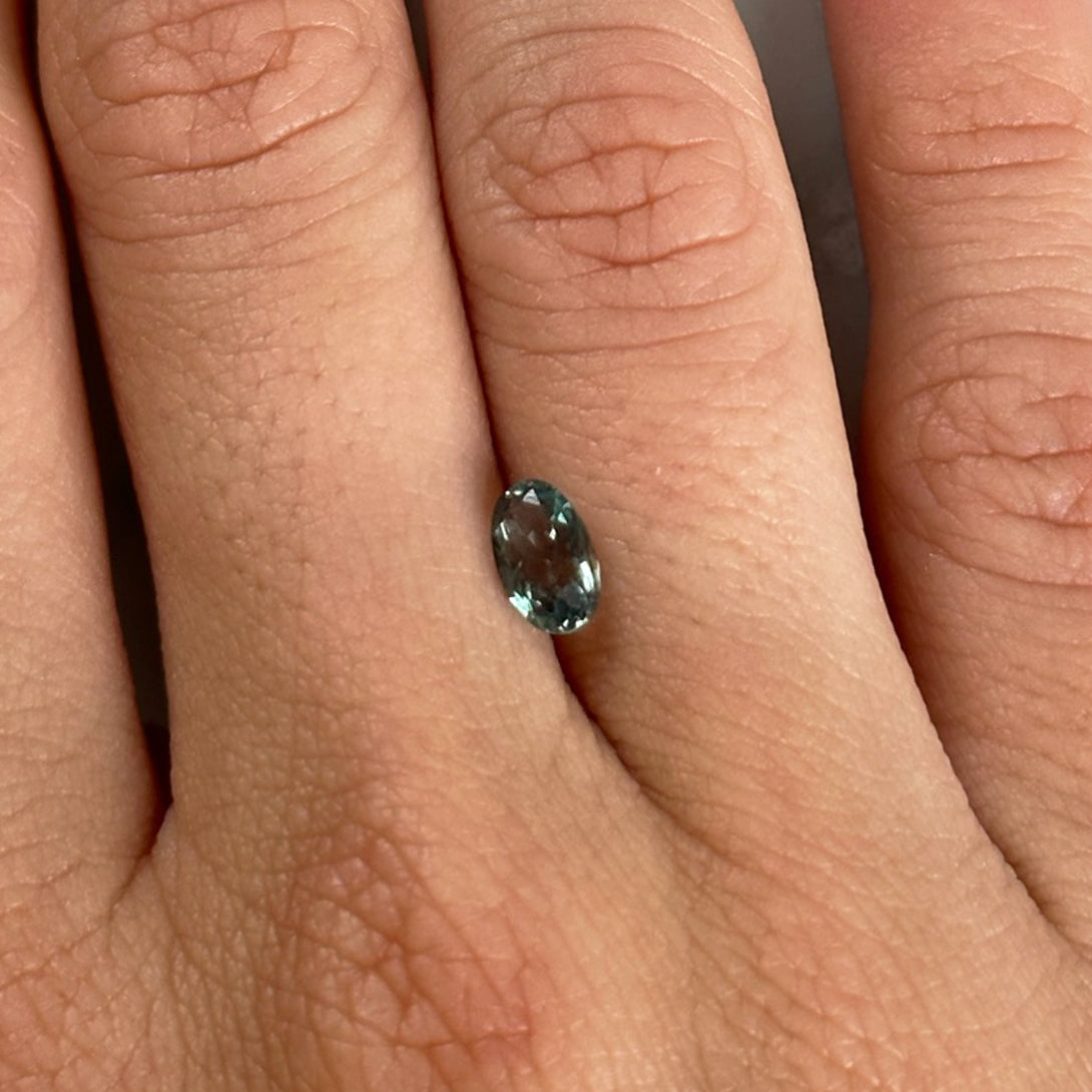BESPOKE 0.92CT OVAL ALEXANDRITE RING
