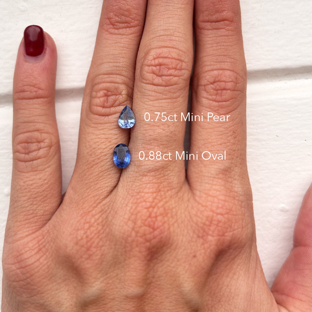 MINI BESPOKE BLUE SAPPHIRE RING