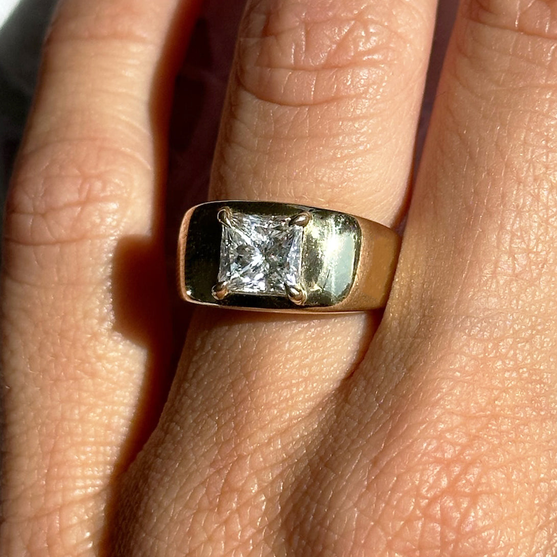 PRINCESS CUT DIAMOND CLOUD RING