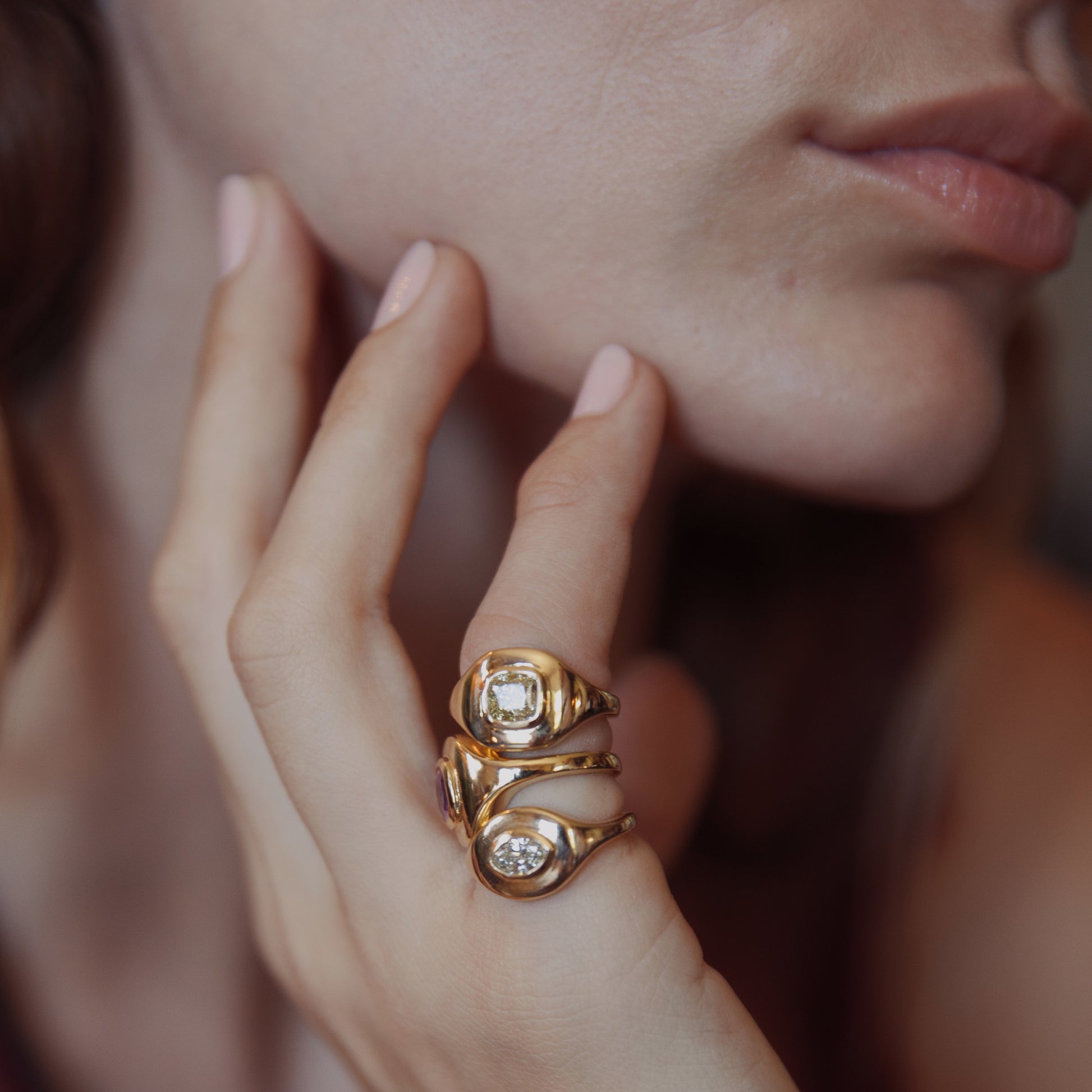 0.43CT DIAMOND MARQUISE RIPPLE RING