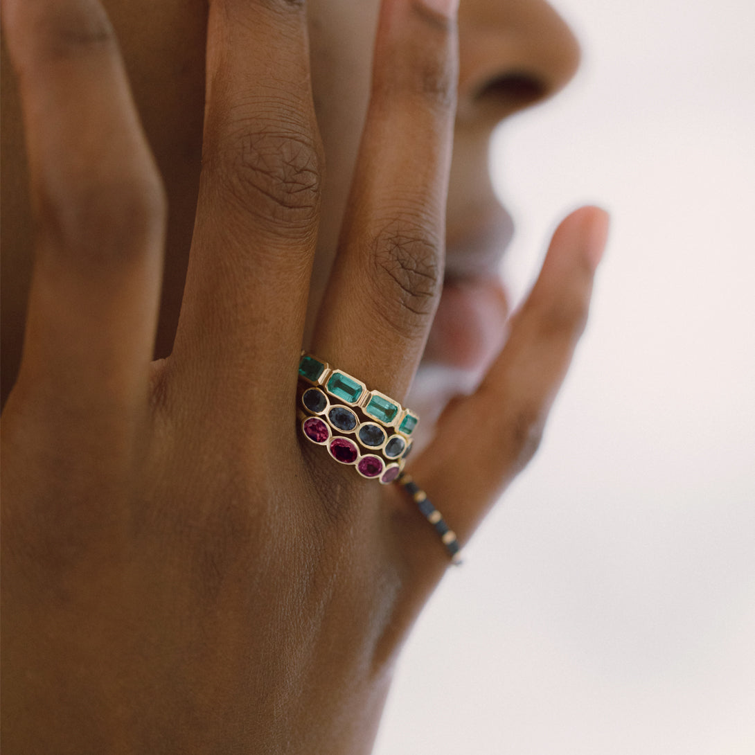 OVAL BEZEL RING