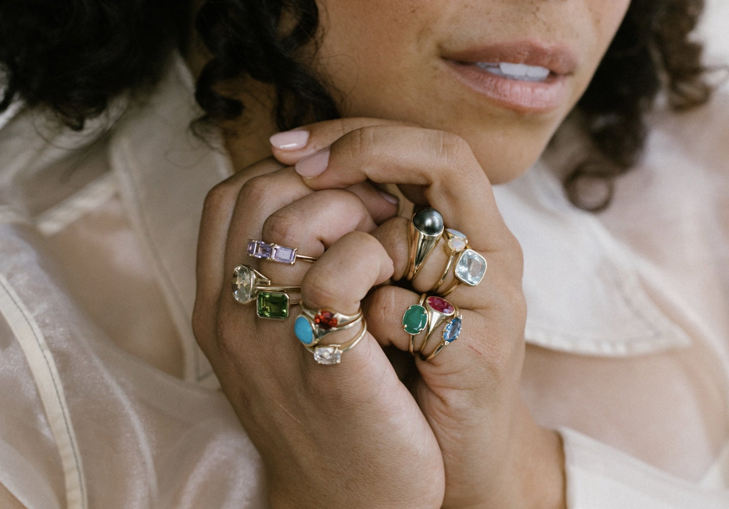 AQUAMARINE VINA BIRTHSTONE RING