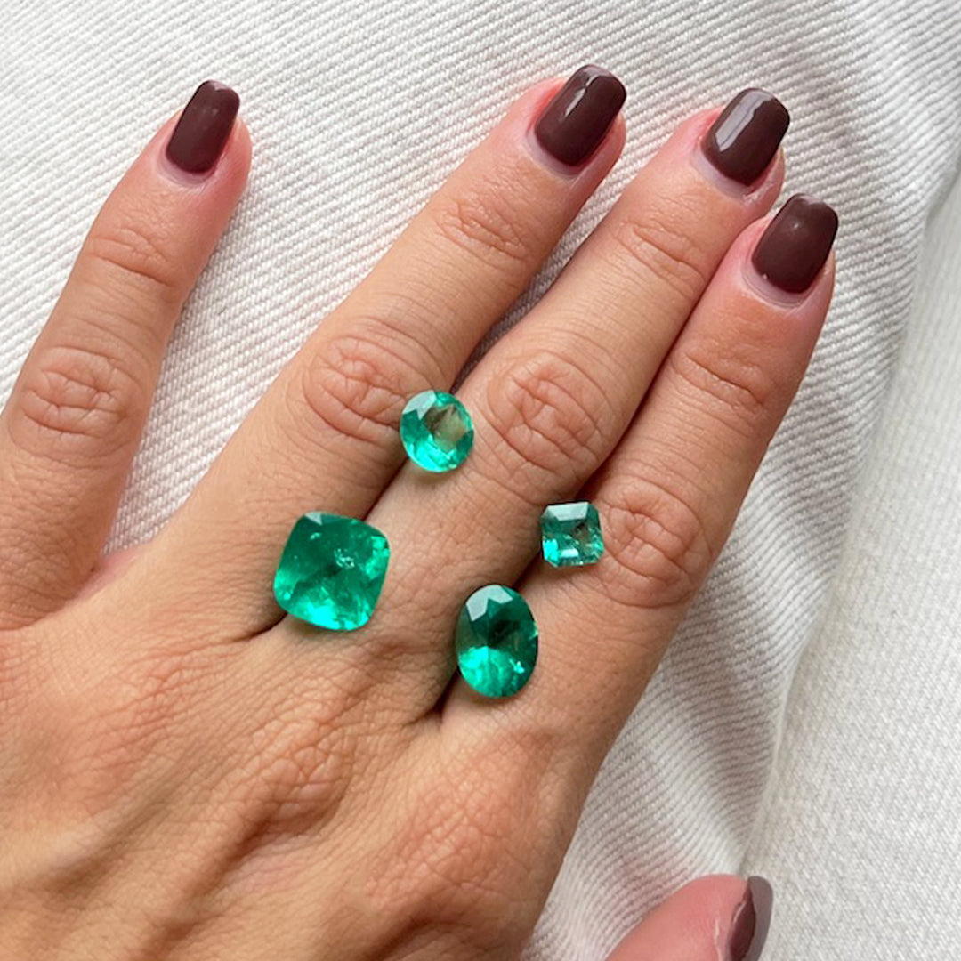 BESPOKE 3.36CT MUZO EMERALD RING