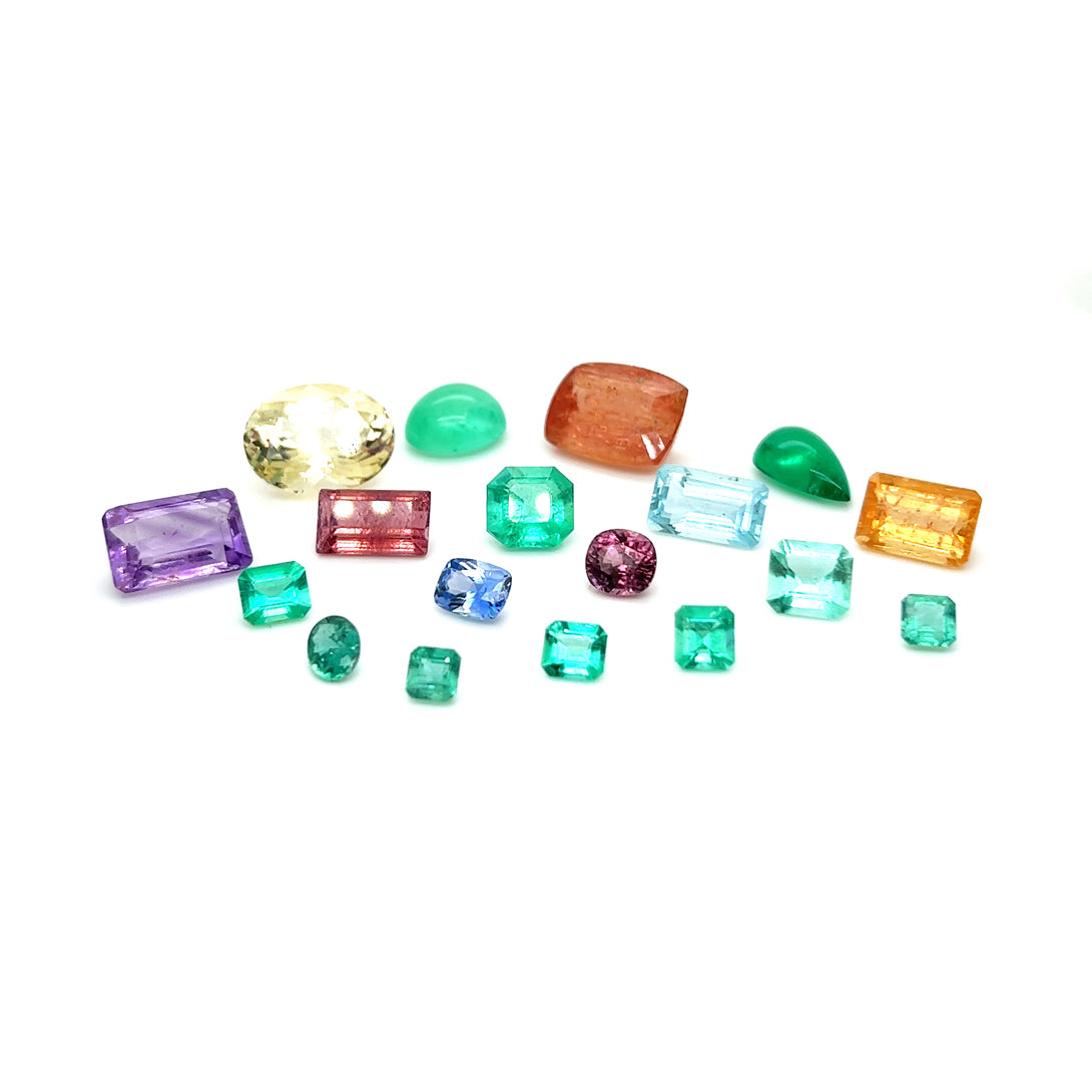 BESPOKE 1.94CT MUZO EMERALD RING