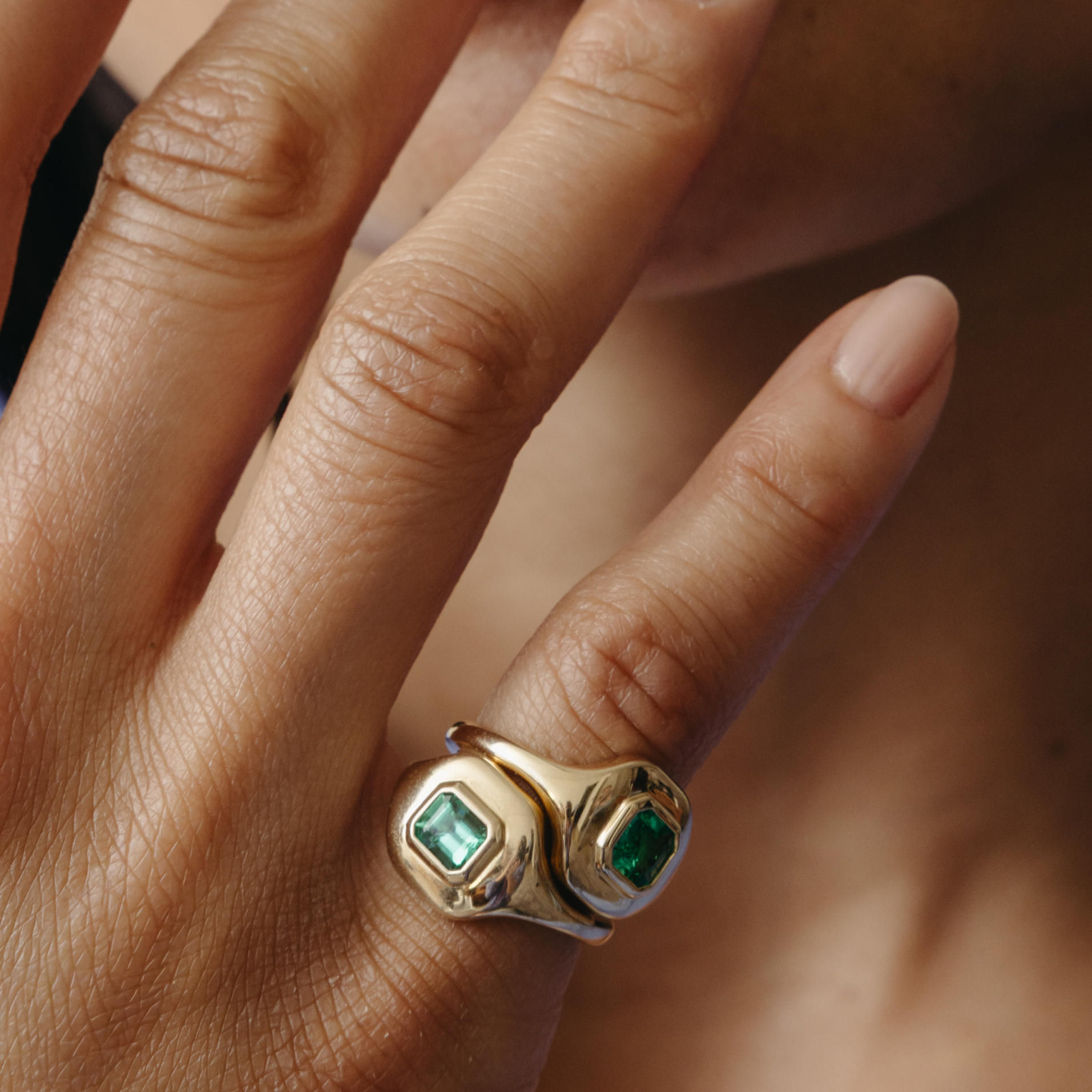 0.52ct Muzo Emerald Ripple Ring