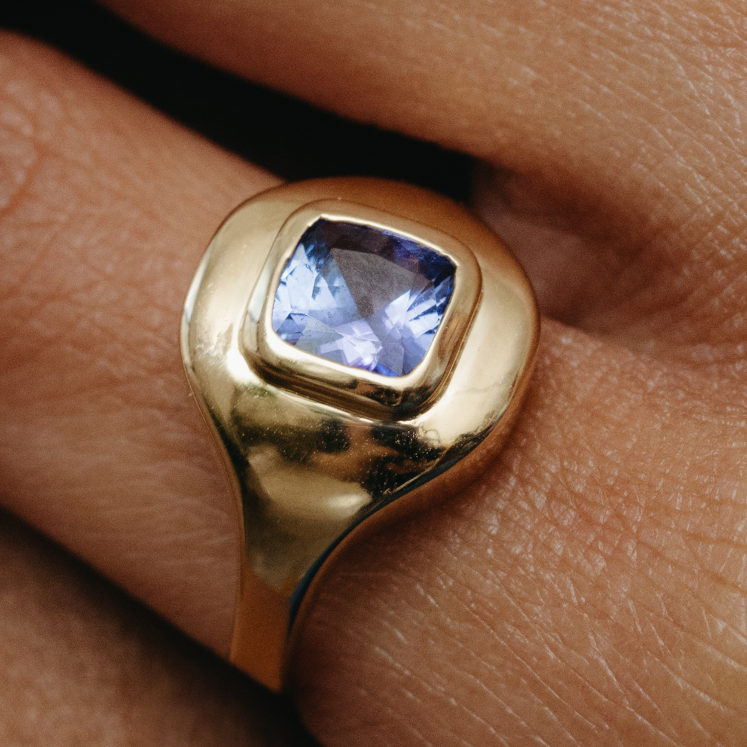 0.94ct Tanzanite Ripple Ring