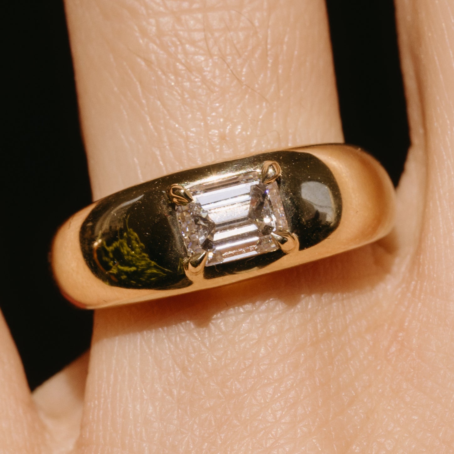 1.03ct Emerald Diamond Cloud Ring