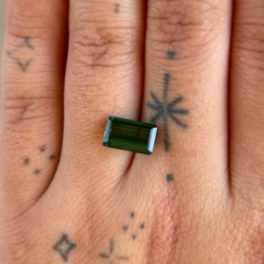 BESPOKE 2.27CT DARK GREEN TOURMALINE