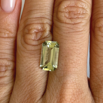BESPOKE 3.38CT LIGHT GREEN TOURMALINE