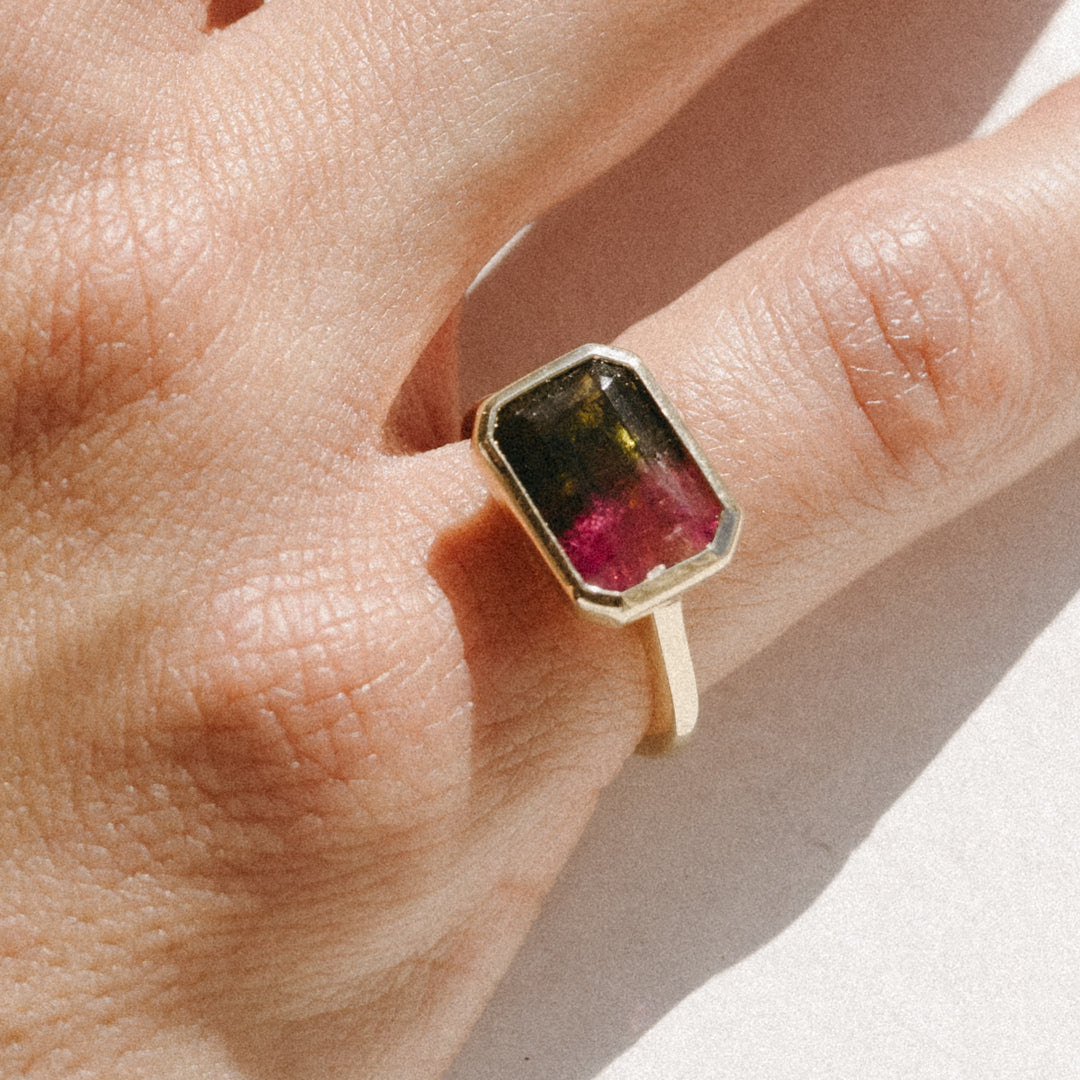 3.70CT WATERMELON TOURMALINE BEZEL RING