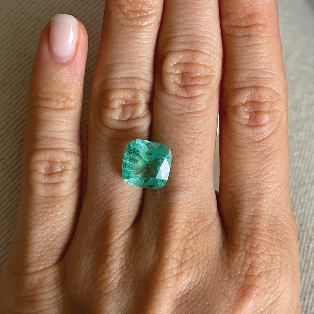 BESPOKE 5.52CT MUZO CUSHION CUT EMERALD