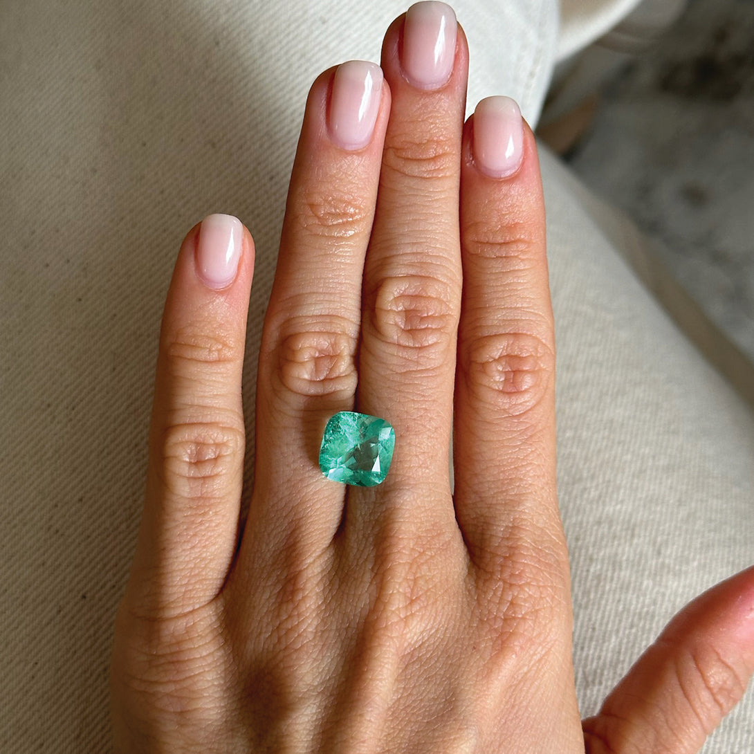BESPOKE 5.52CT MUZO CUSHION CUT EMERALD